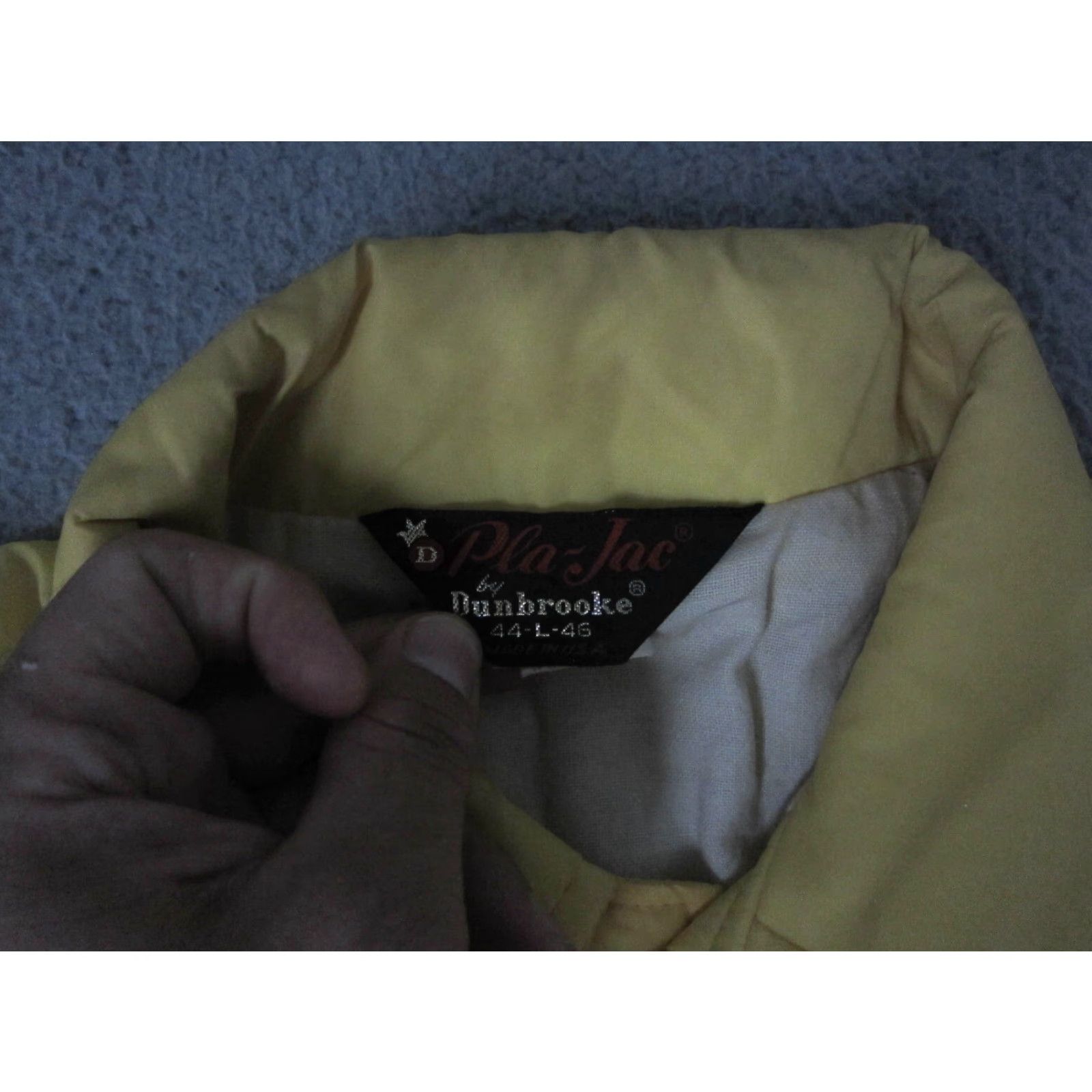 John Deere VINTAGE John Deere Jacket Mens L Yellow Bomber Satin Nylon UAW 80s Workwear Short Snap Coat Size US L / EU 52-54 / 3 - 4 Thumbnail