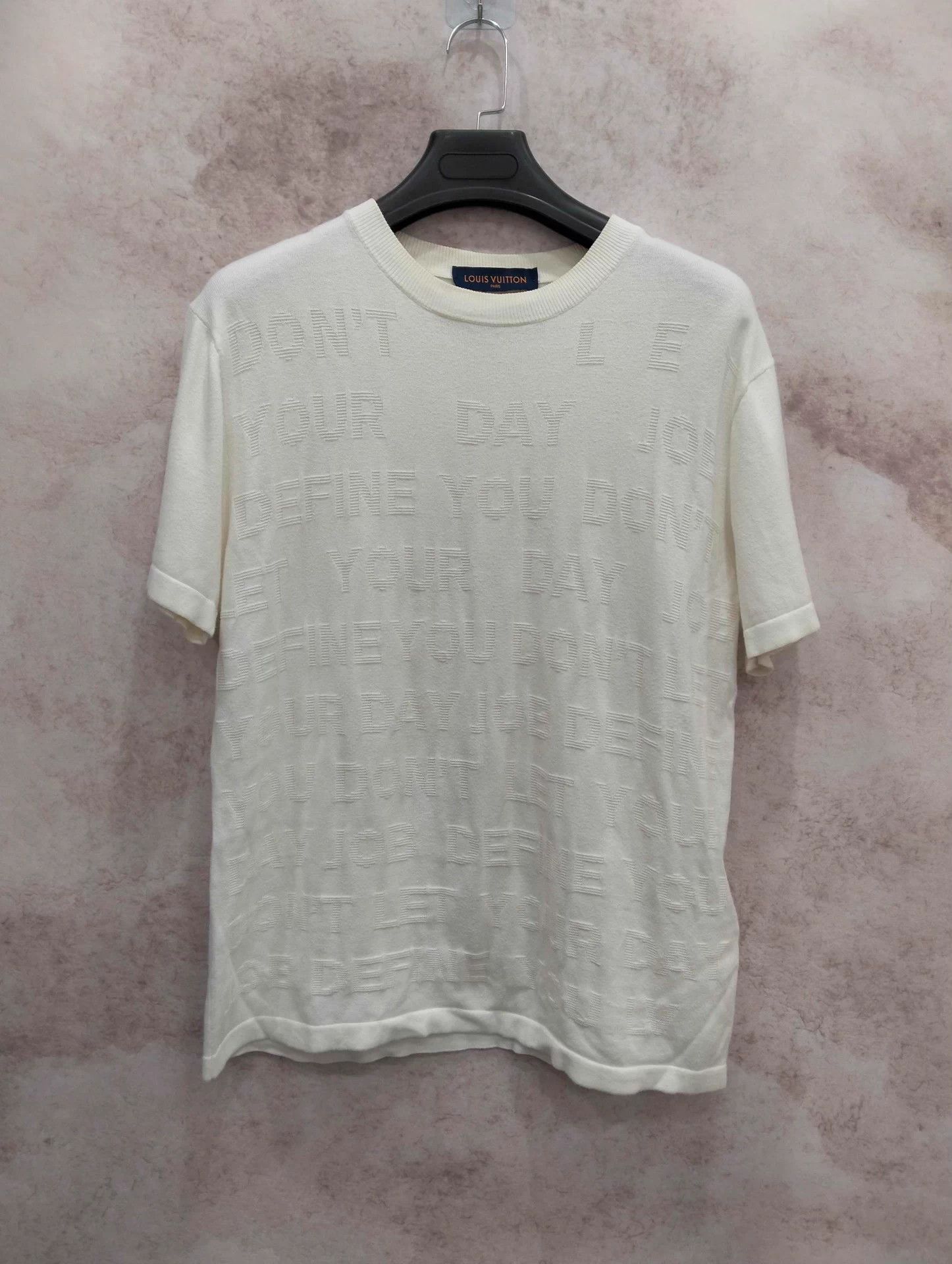 Louis Vuitton LV Tee M Size US M / EU 48-50 / 2 - 1 Thumbnail