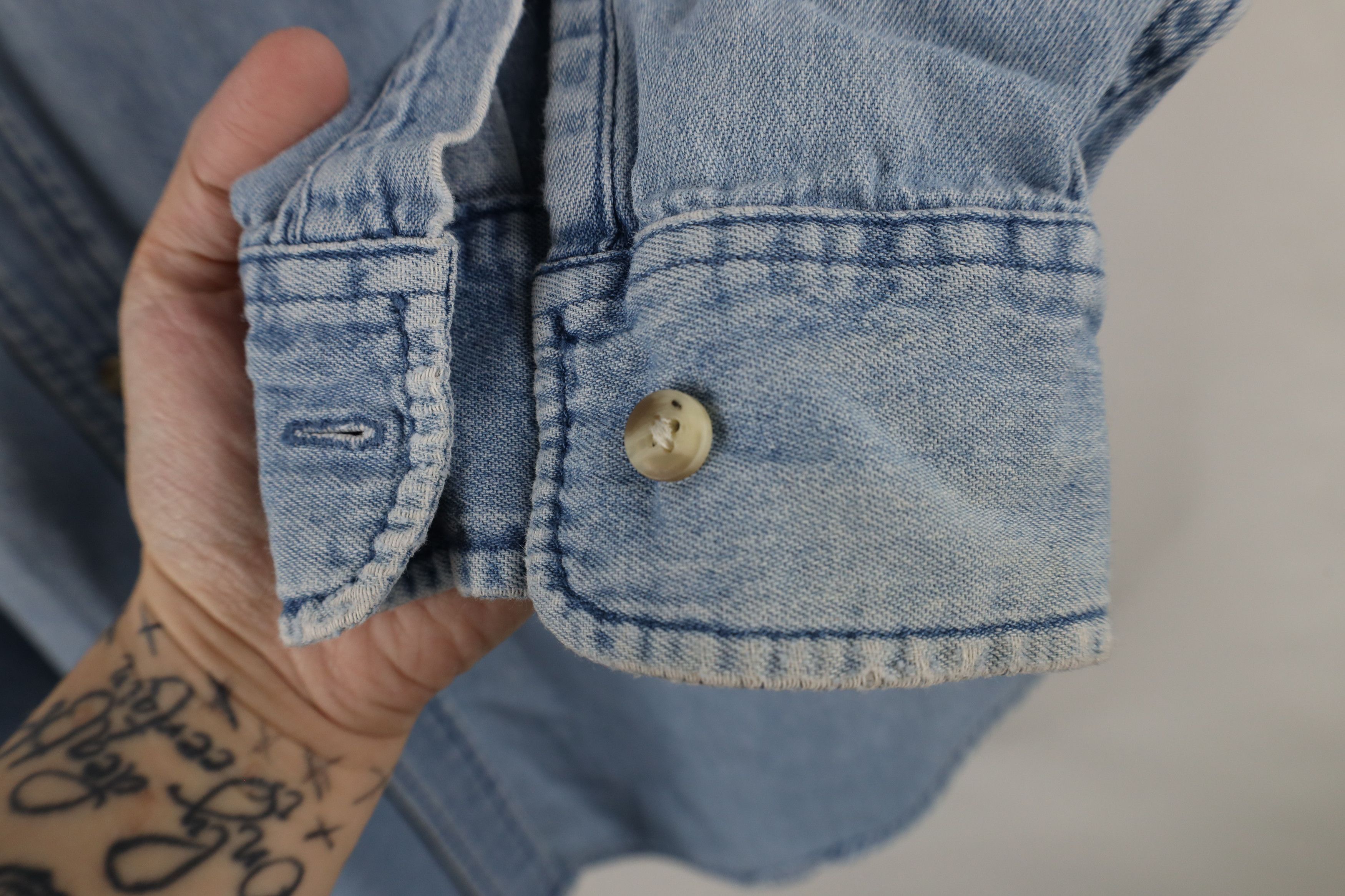 Vintage Vintage 90s Streetwear Denim Jean Button Down Shirt Blue Size US XL / EU 56 / 4 - 10 Thumbnail