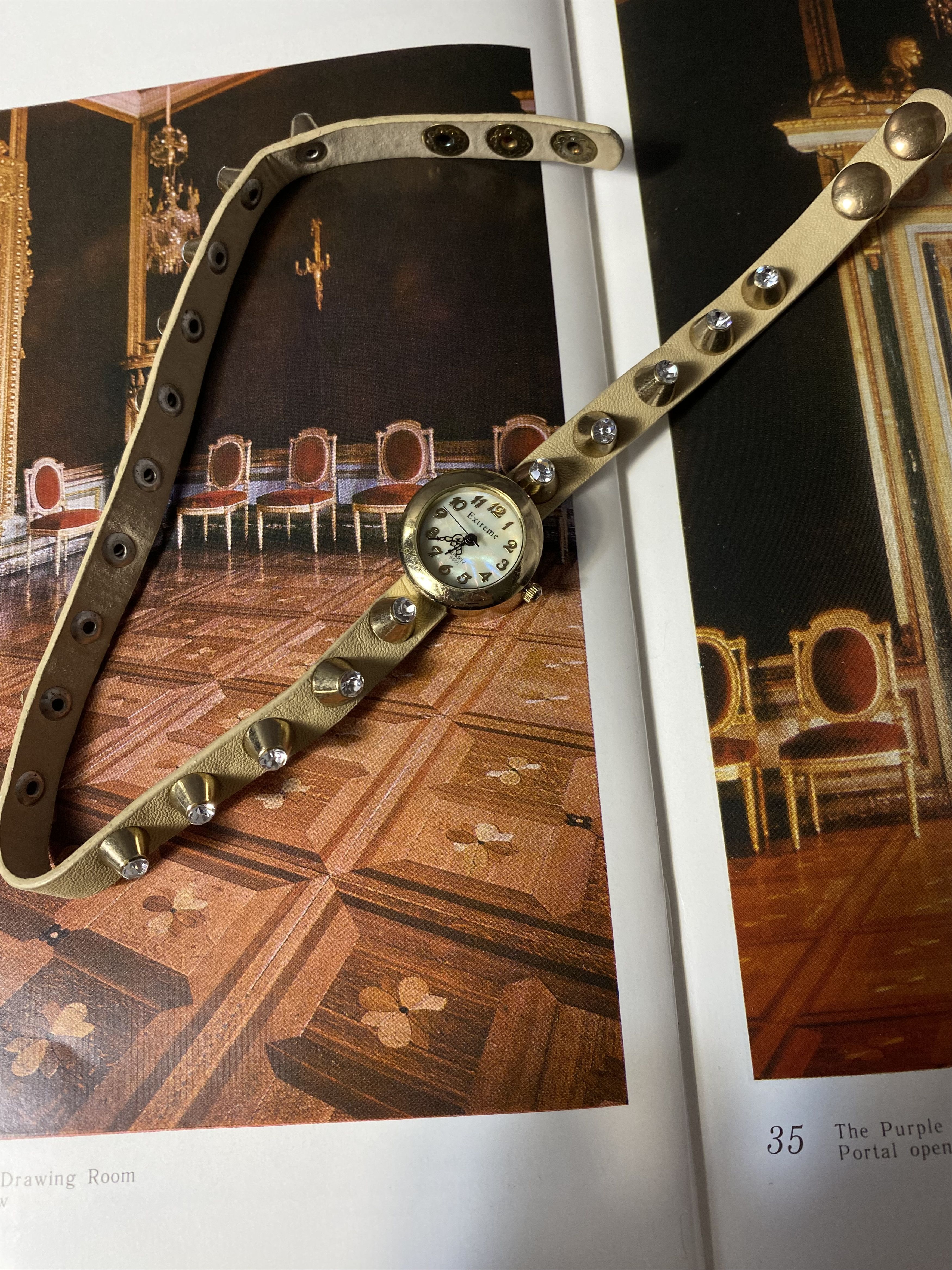 Jewelry × Vintage Vintage Extreme Watch - Elegant Style Size ONE SIZE - 4 Thumbnail