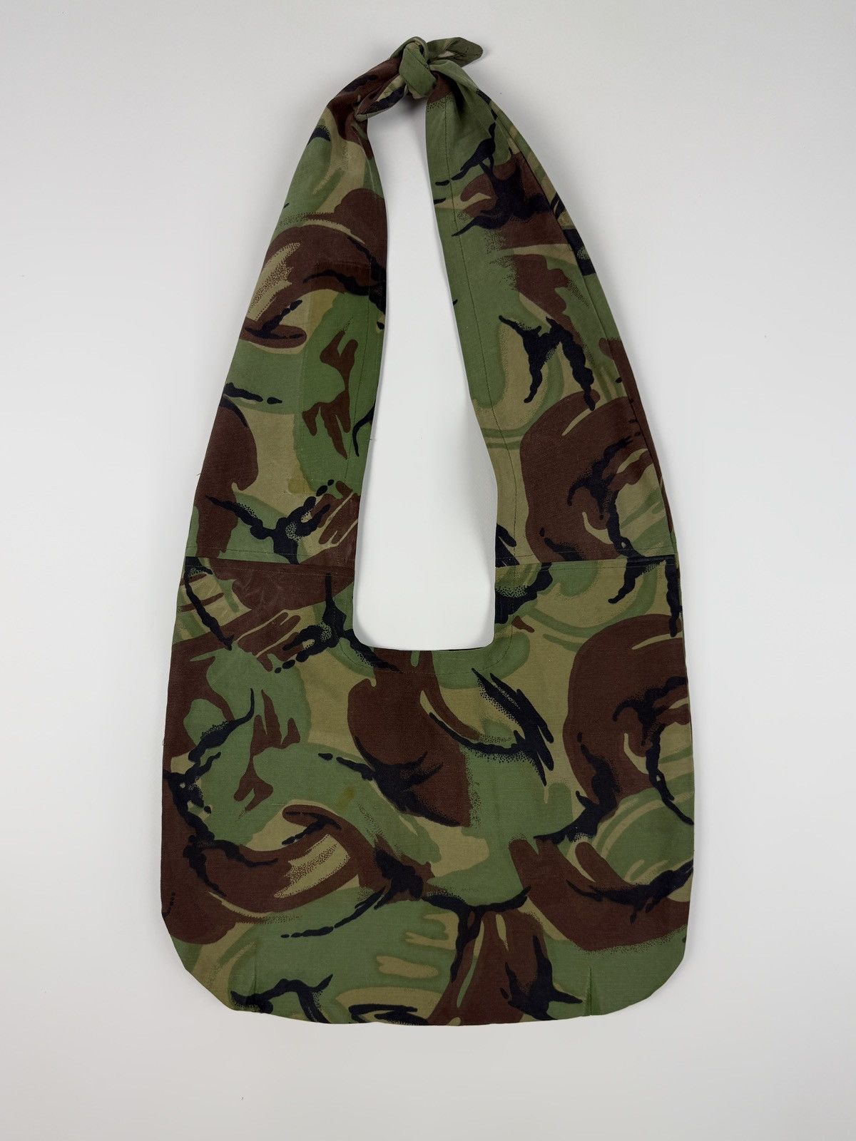 Vintage Reworked Vintage British Army DPM Jungle Camo Tsuno Bag Size ONE SIZE - 6 Thumbnail