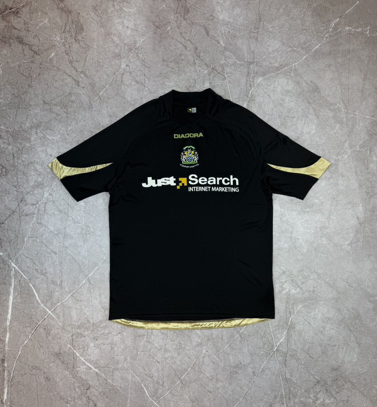Diadora Vintage Stockport County FC Training Jersey Black Diadora Size US L / EU 52-54 / 3 - 1 Thumbnail