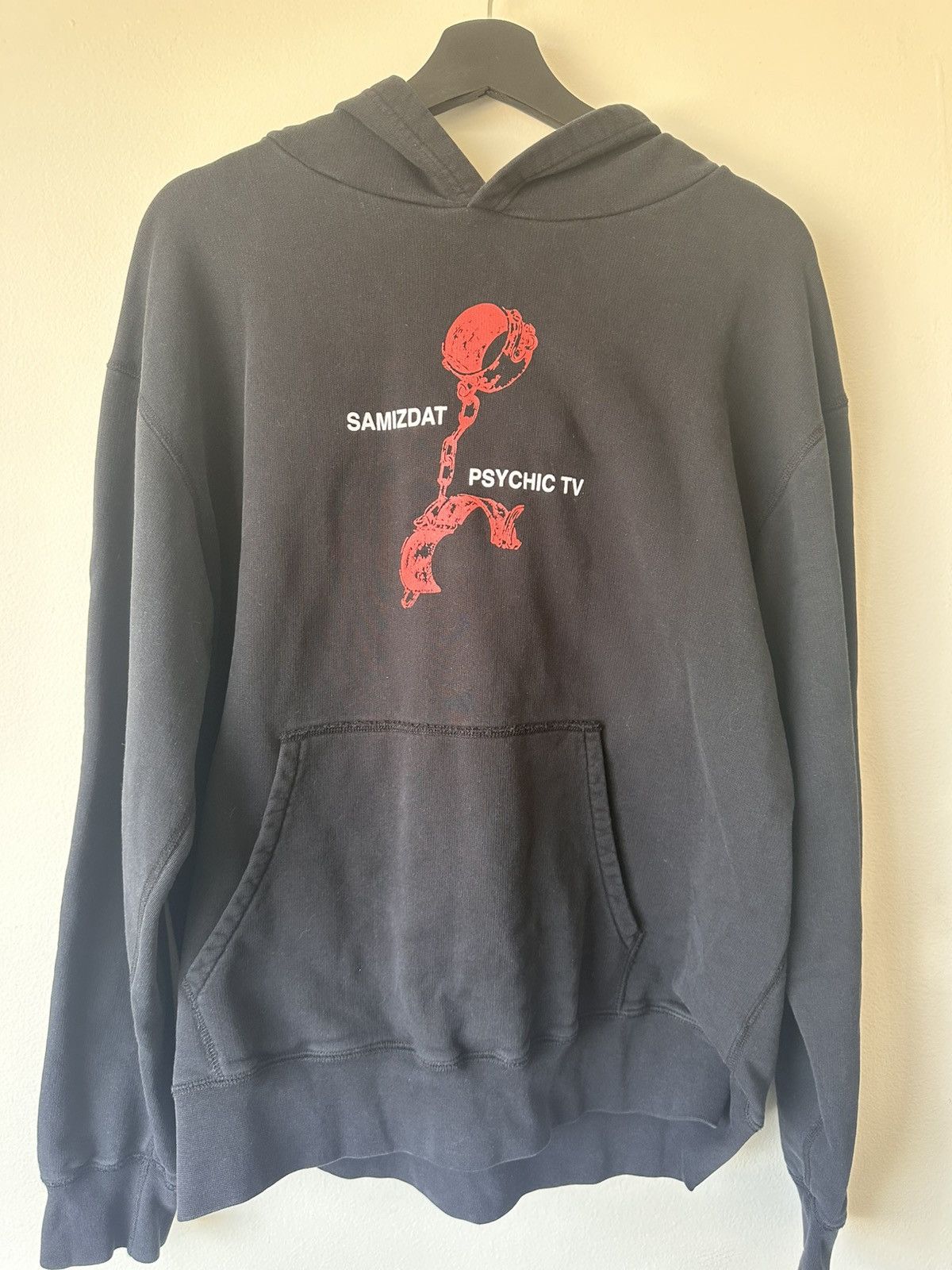 Yang Li Psychic TV hoodie size Large Mens Size US L / EU 52-54 / 3 - 1 Thumbnail