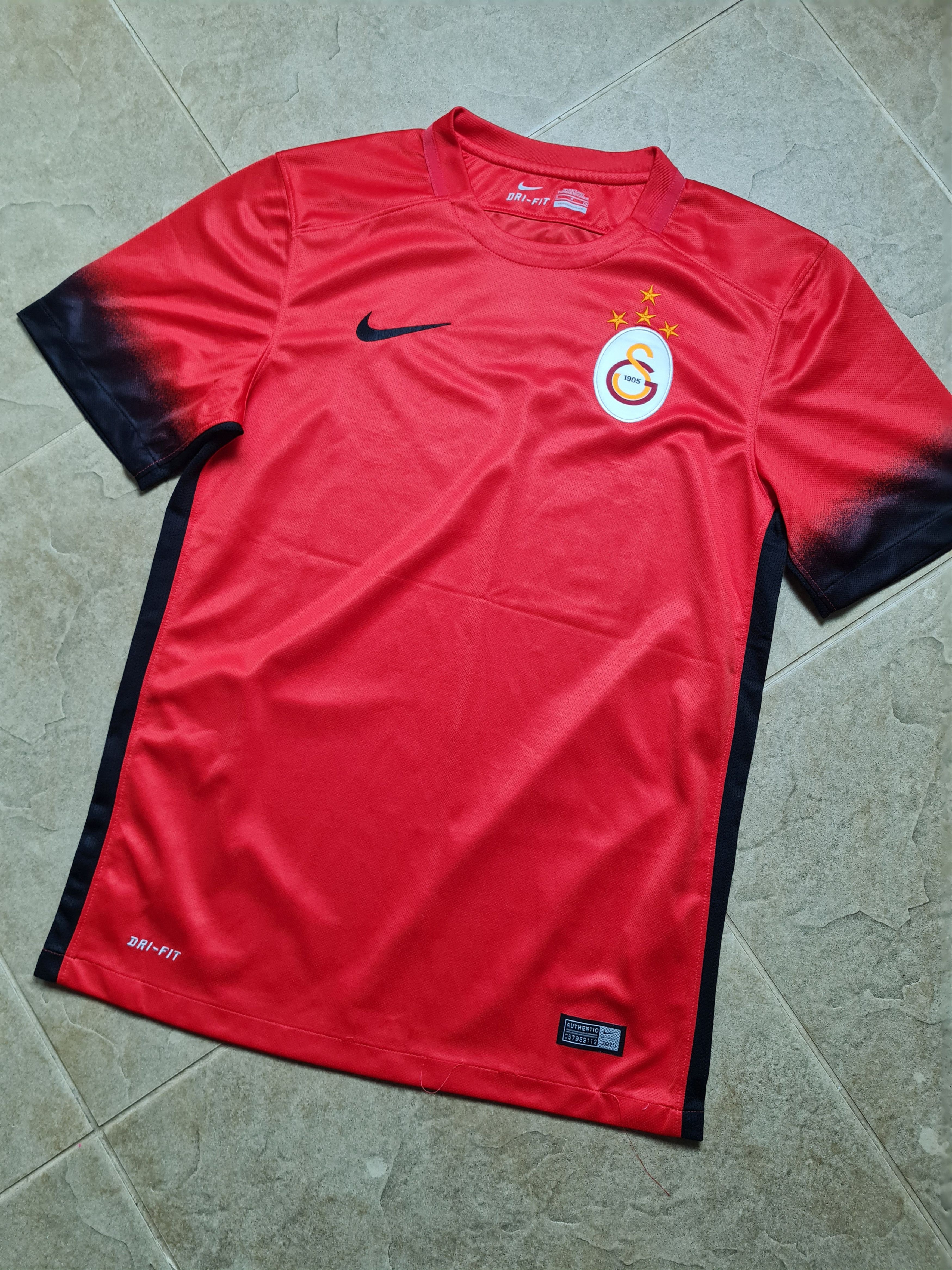 Nike JERSEY NIKE GALATASARAY 2015/16 THIRD SHIRT 658812-697 Size US S / EU 44-46 / 1 - 2 Thumbnail