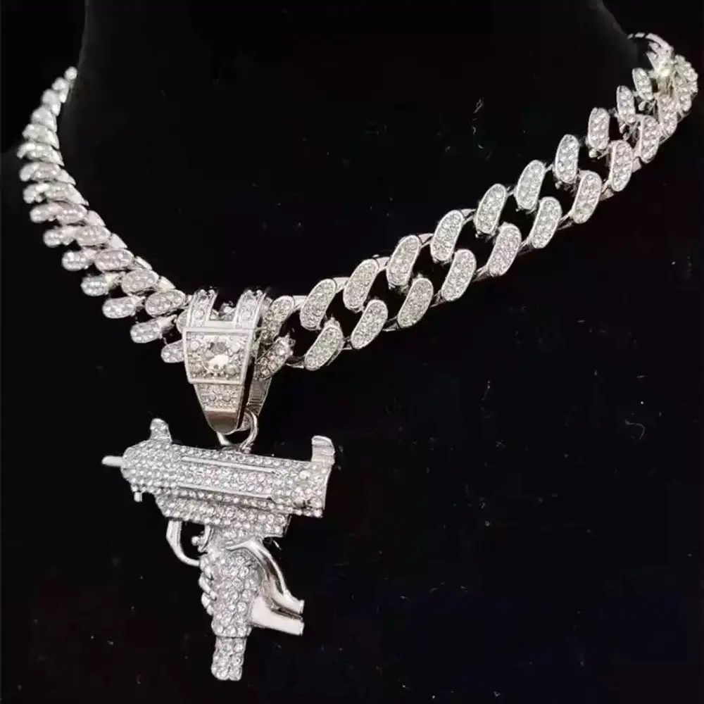 Jewelry Submachine Gun Uzi Pendant Necklace Size ONE SIZE - 2 Thumbnail