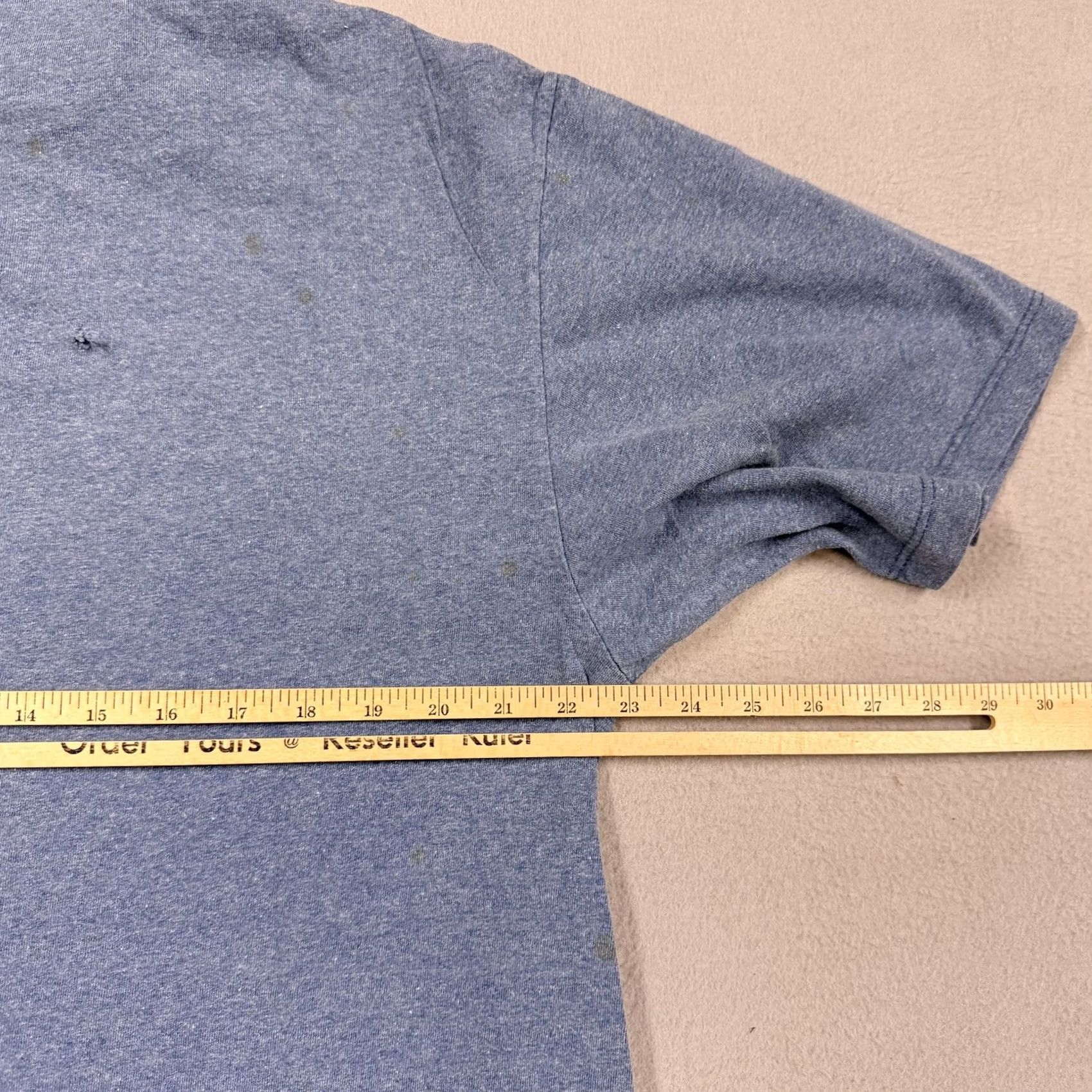 Tommy Hilfiger VINTAGE Tommy Hilfiger Shirt Mens L Blue Crest Logo Graphic Tee USA Size US L / EU 52-54 / 3 - 7 Thumbnail
