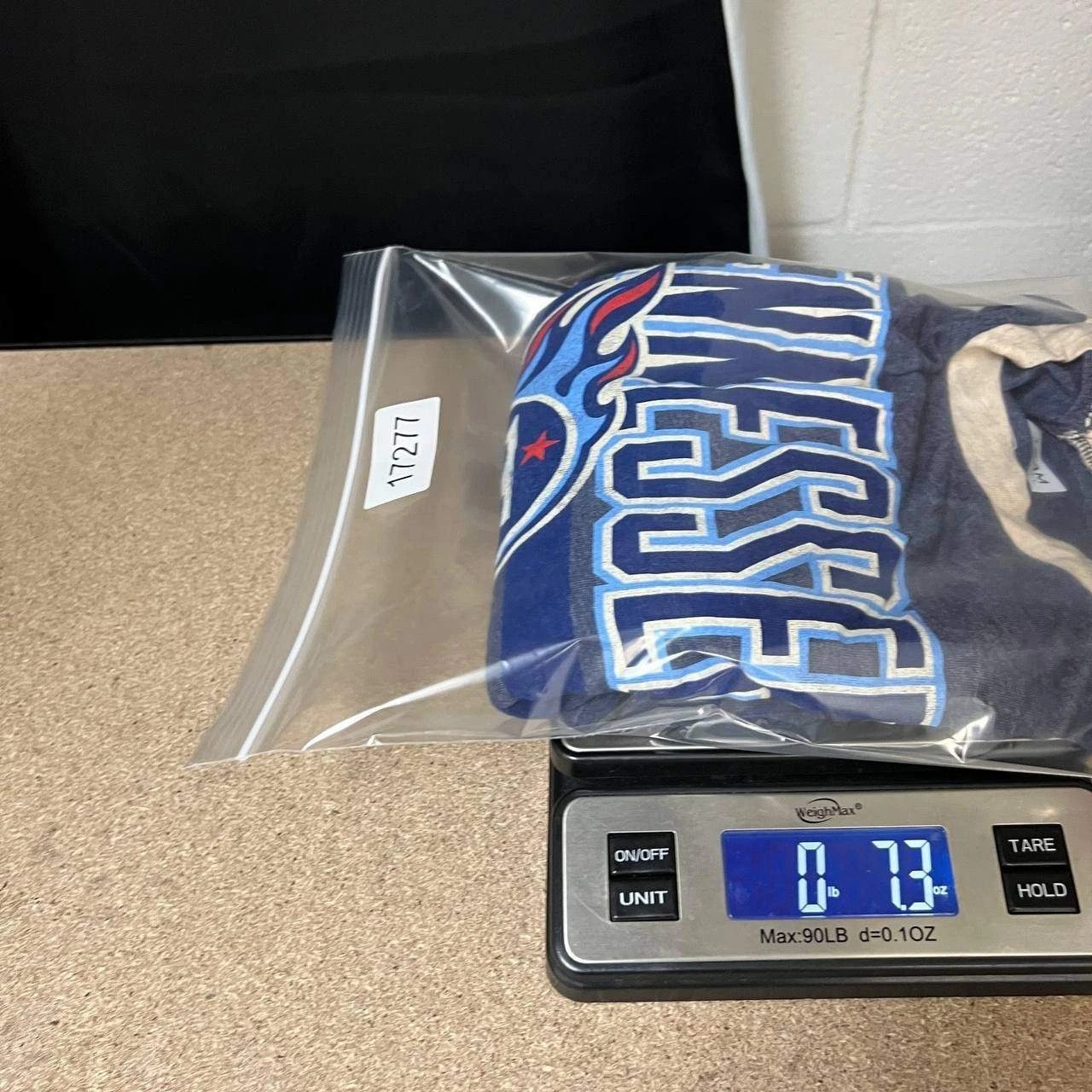 Other Tennessee Titans Shirt Men Blue Long Sleeve Crew Neck New L Size US L / EU 52-54 / 3 - 7 Thumbnail