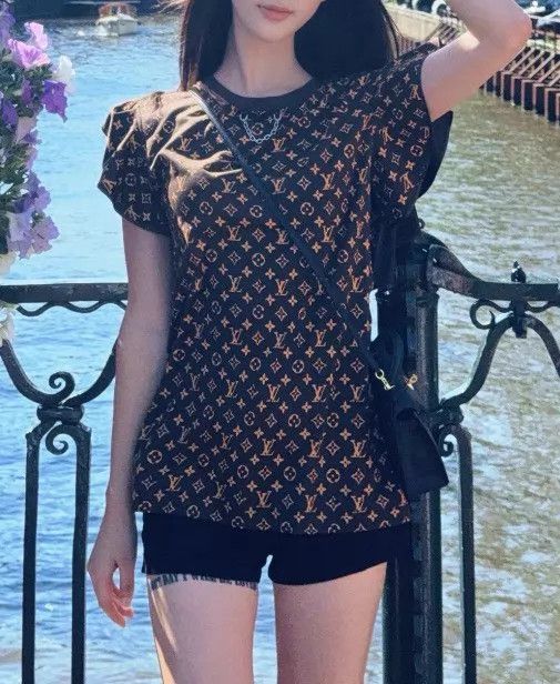 Louis Vuitton LV Monogram Brown Ruffled Short Sleeve Women's XS Size XS / US 0-2 / IT 36-38 - 4 Thumbnail