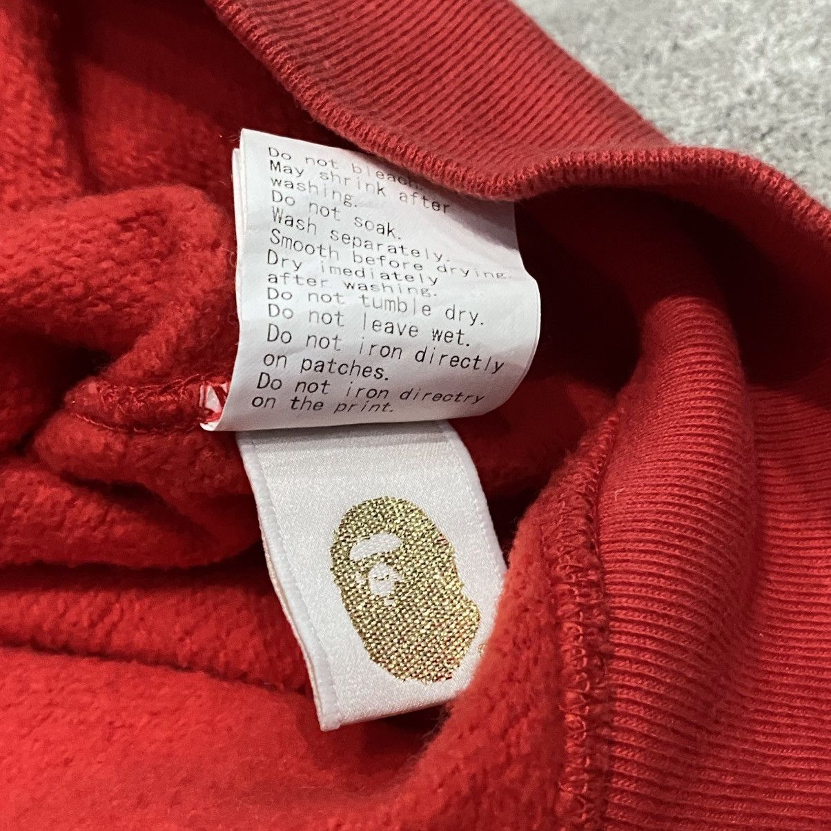 Bape Bape Neon Shark Red Fullzip Hoodie OG Size US M / EU 48-50 / 2 - 6 Thumbnail