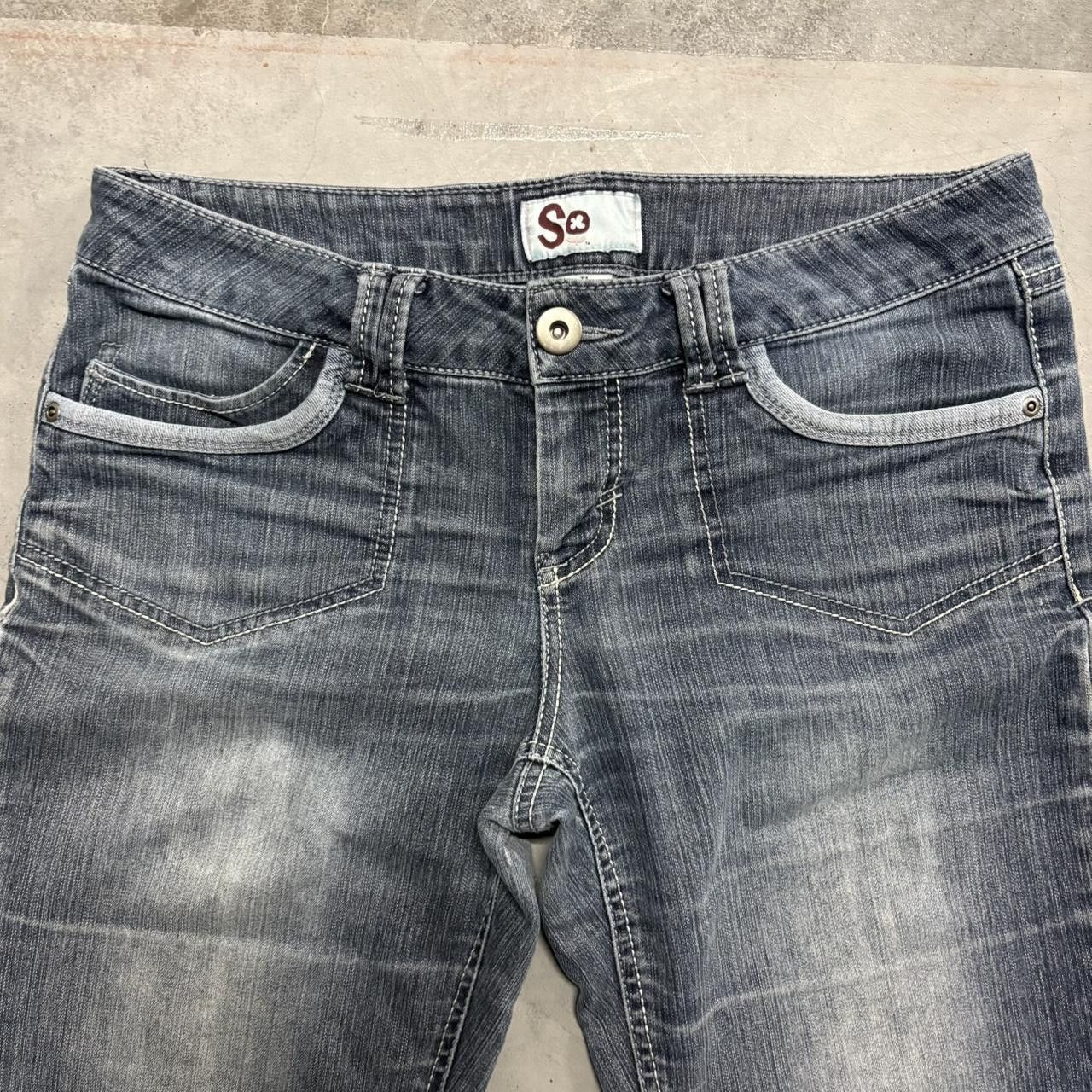 Vintage Crazy Vintage Y2K/2000s Flared Dark Wash Streetwear Essential Denim Jeans! Size US 32 / EU 48 - 2 Thumbnail