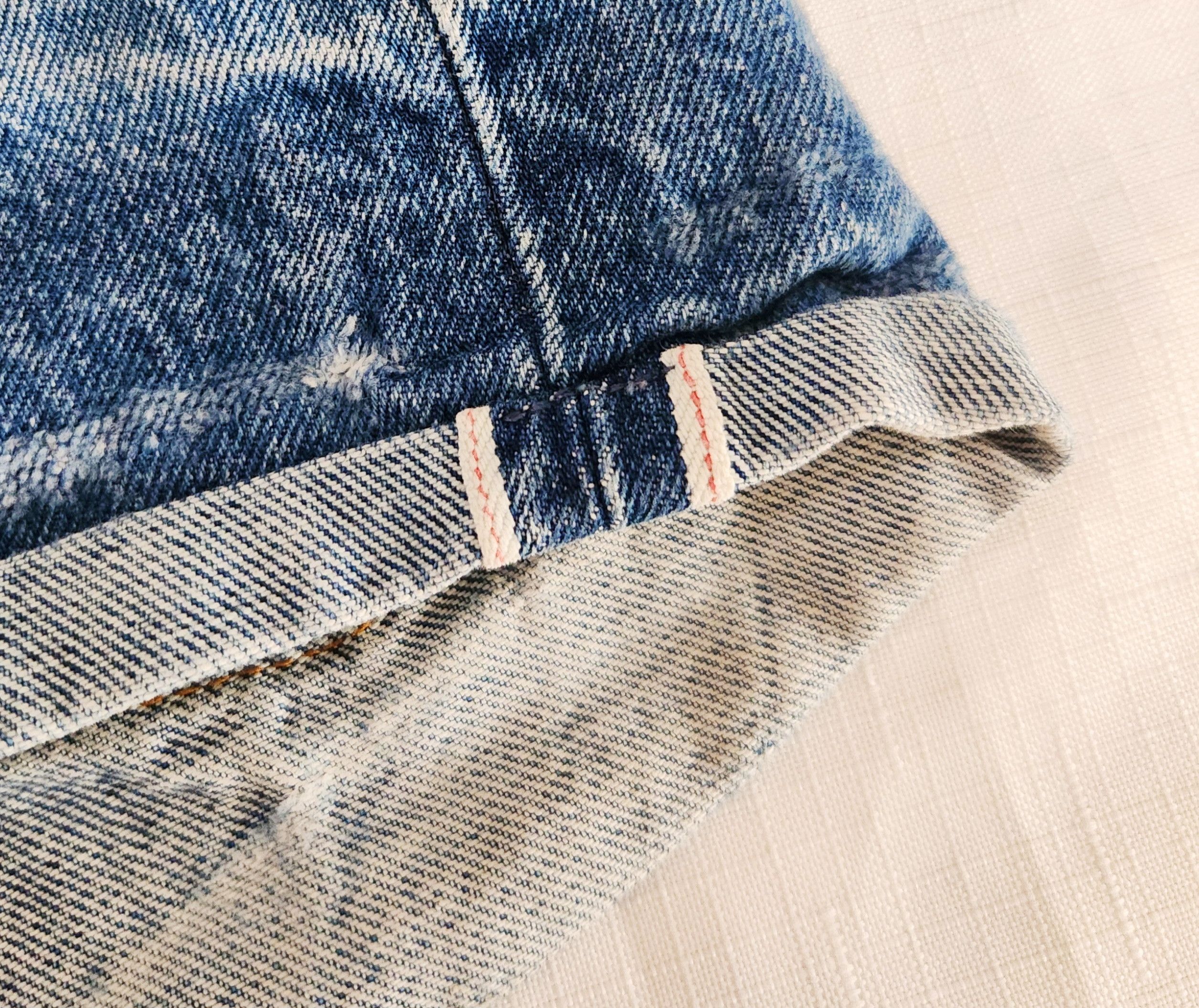 Levi's Levi's Women's Short Distressed Premium Denim Shorts Size 25 Size 25" / US 0 / IT 36 - 6 Thumbnail