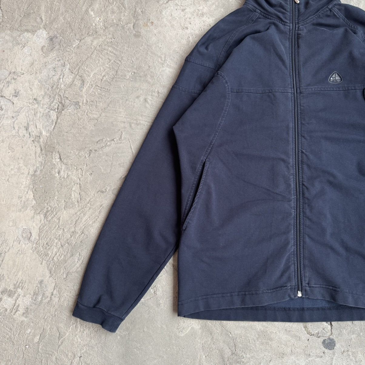 Nike × Nike ACG × Vintage Vintage Nike ACG Light Jacket In Navy Blue Size US XL / EU 56 / 4 - 3 Thumbnail