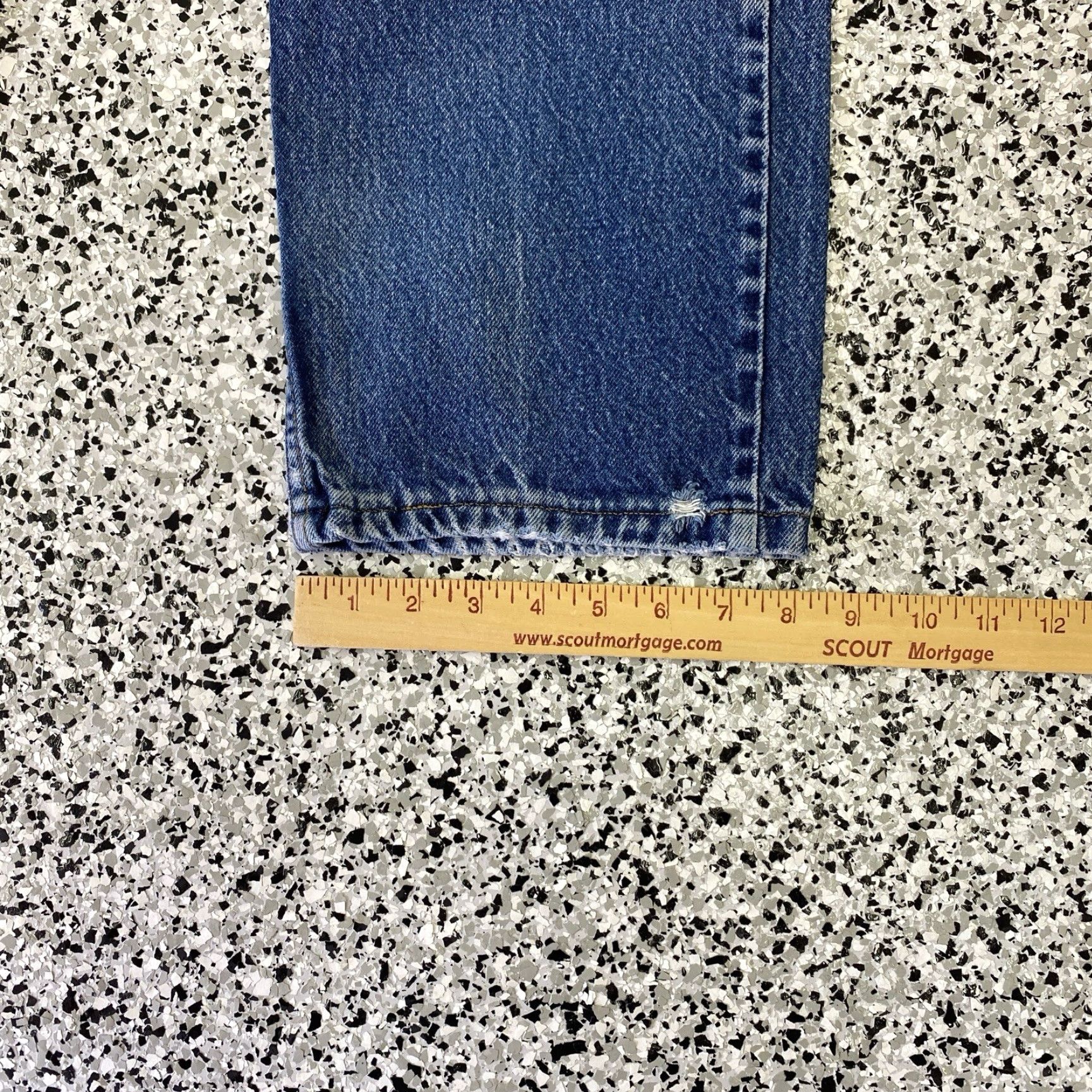 Levi's VINTAGE Levi’s 505 Jeans Mens 36x29 Regular Denim Canada Blue Cotton 5-Pocket Straight 90s Size US 36 / EU 52 - 2 Thumbnail