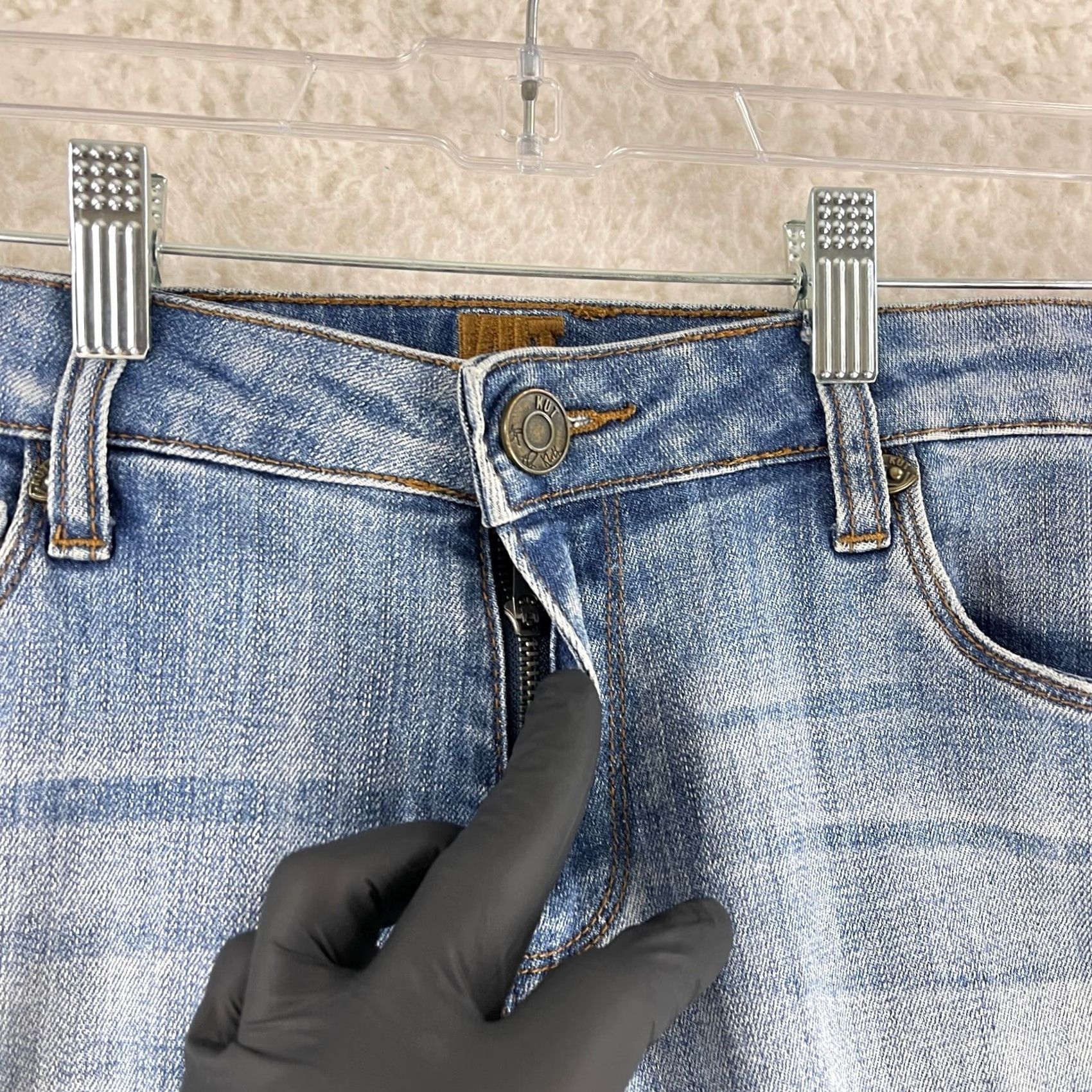 Vintage KUT from the Kloth Jeans Womens Size 6 Blue Denim Straight Leg Mid-Rise Casual Size 28" / US 6 / IT 42 - 5 Thumbnail