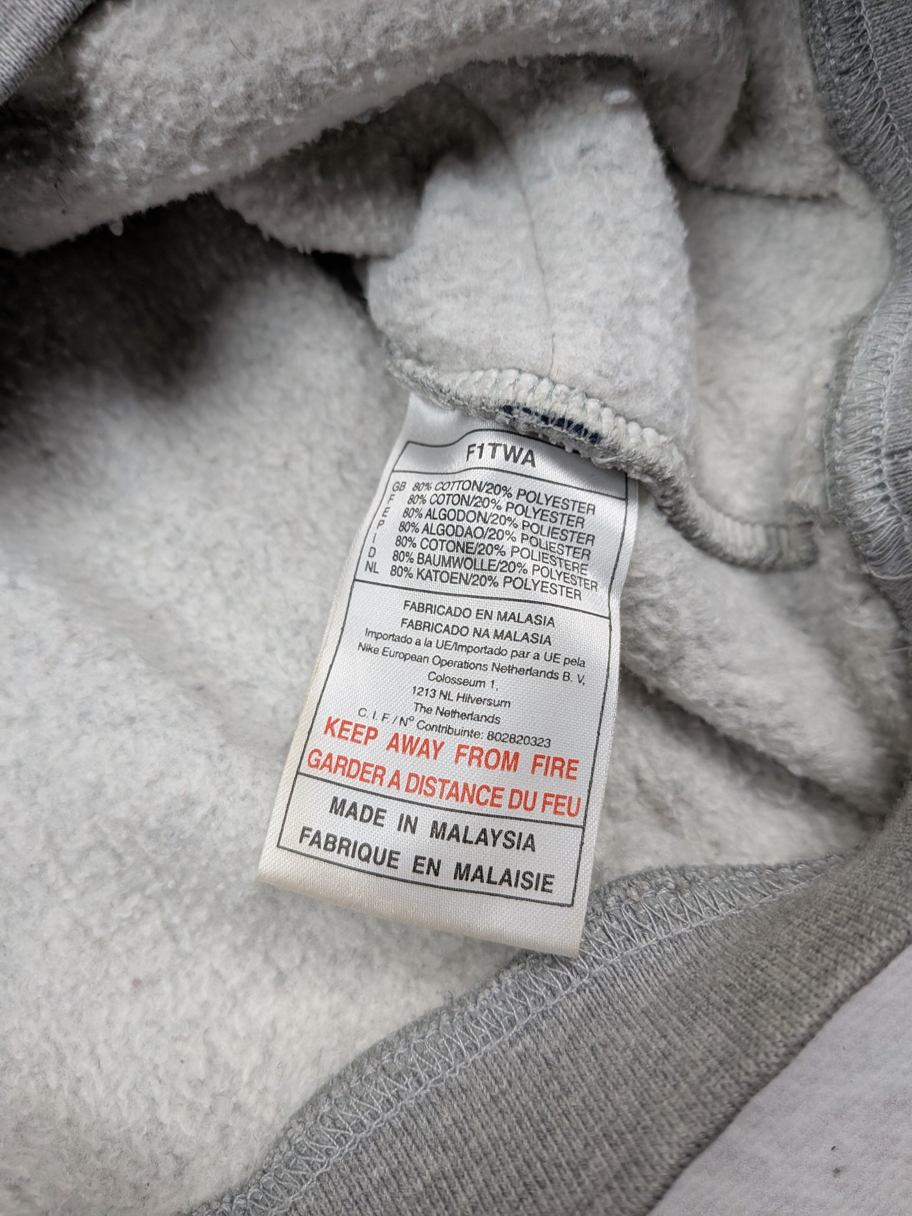 Nike Nike Rare Vintage Y2K Grey Hoodie Big Spellout Size XS/S Size US XS / EU 42 / 0 - 11 Thumbnail