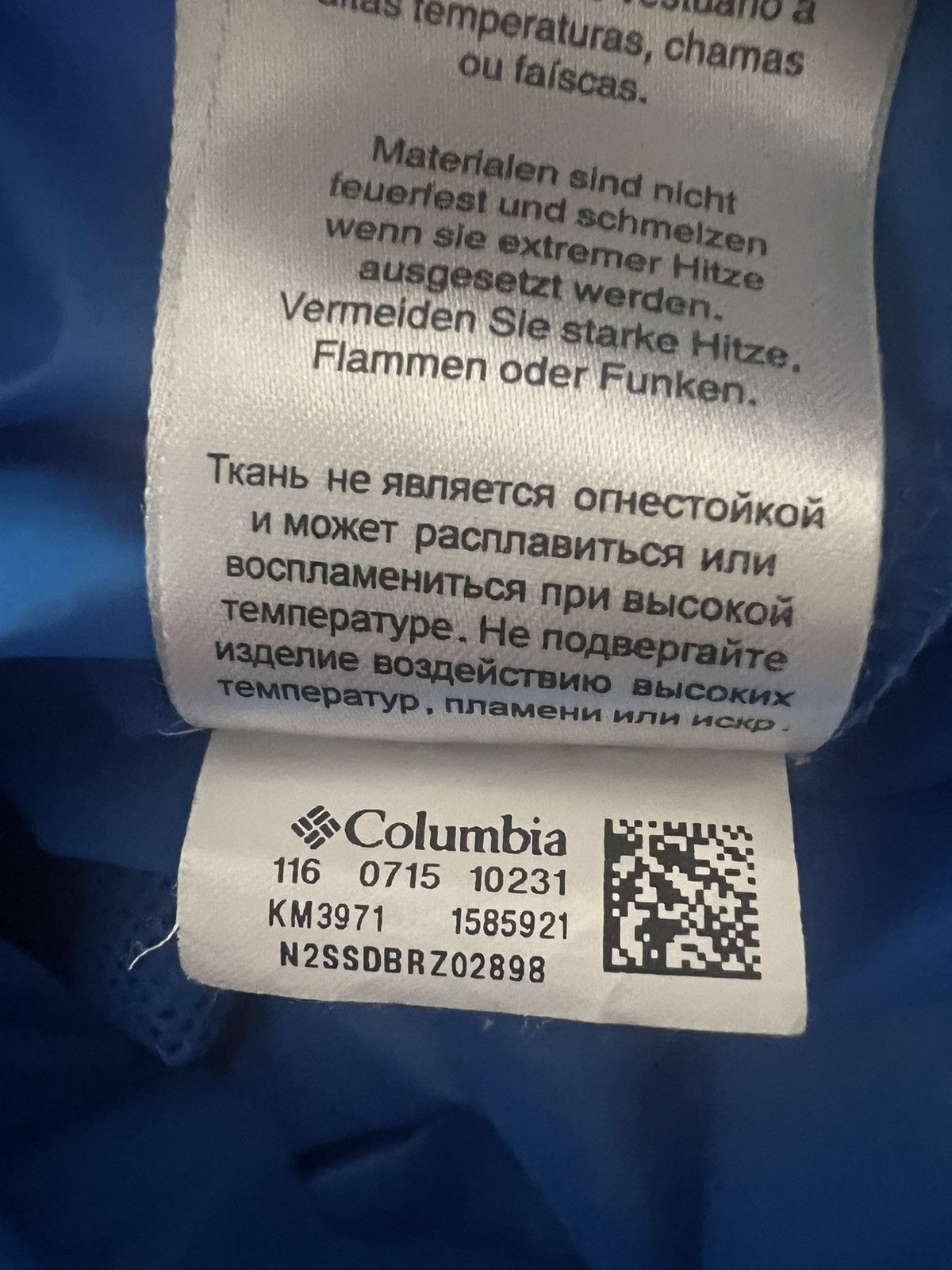 Columbia Columbia Flashback Windbreaker Blue Red and Navy Size M Size US M / EU 48-50 / 2 - 7 Thumbnail