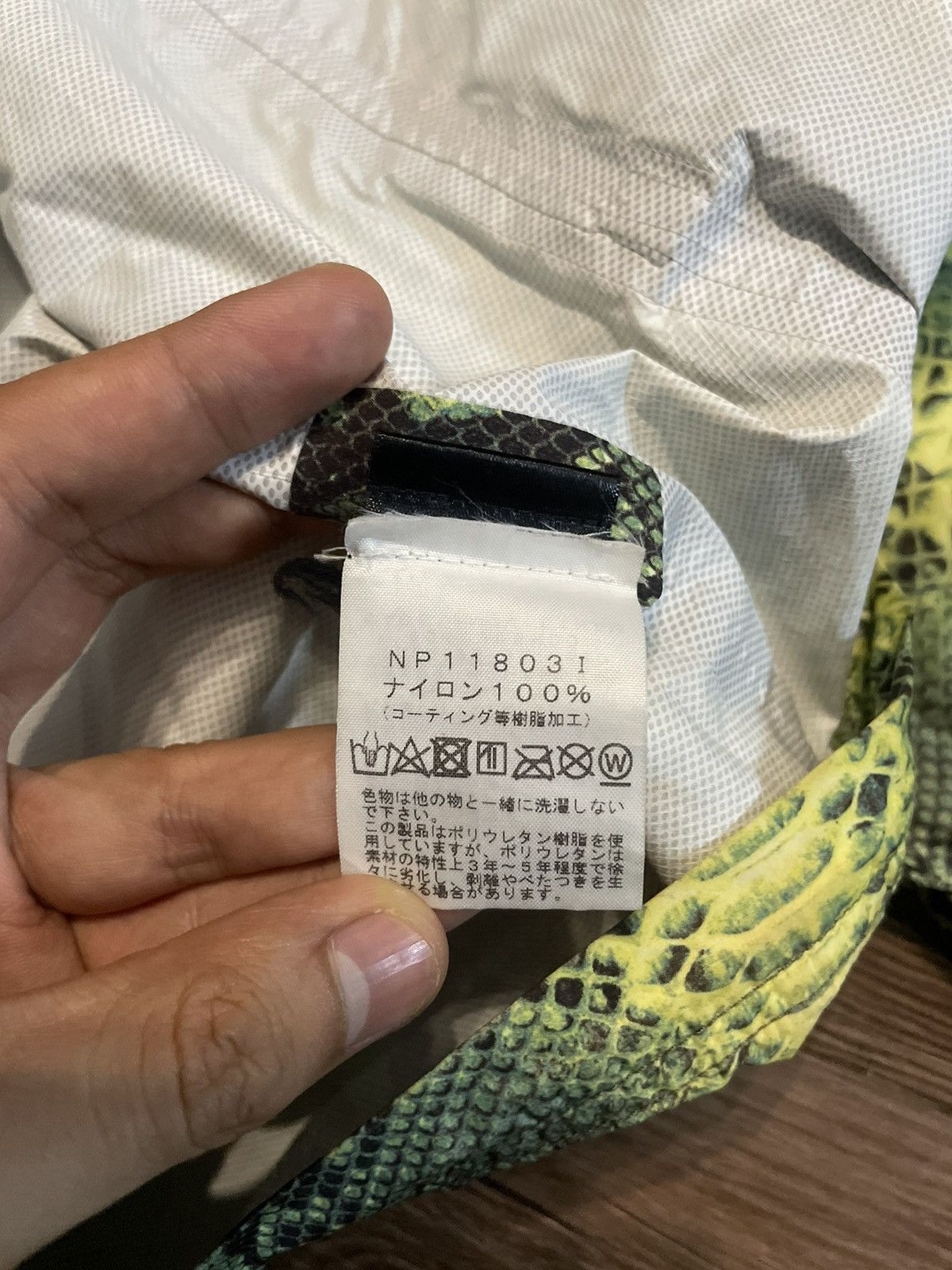 Supreme × The North Face Supreme X The North Face Snakeskin Coach SS18 Size US L / EU 52-54 / 3 - 15 Thumbnail