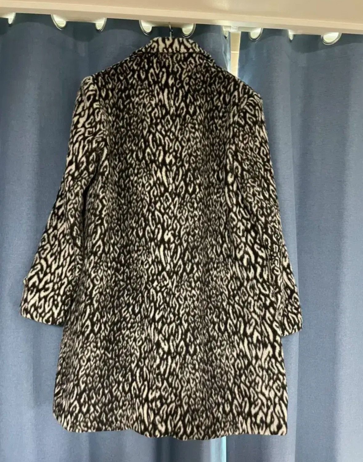 Saint Laurent Paris Saint laurent 15FW leopard mohair single coat sz52 Size US L / EU 52-54 / 3 - 2 Thumbnail