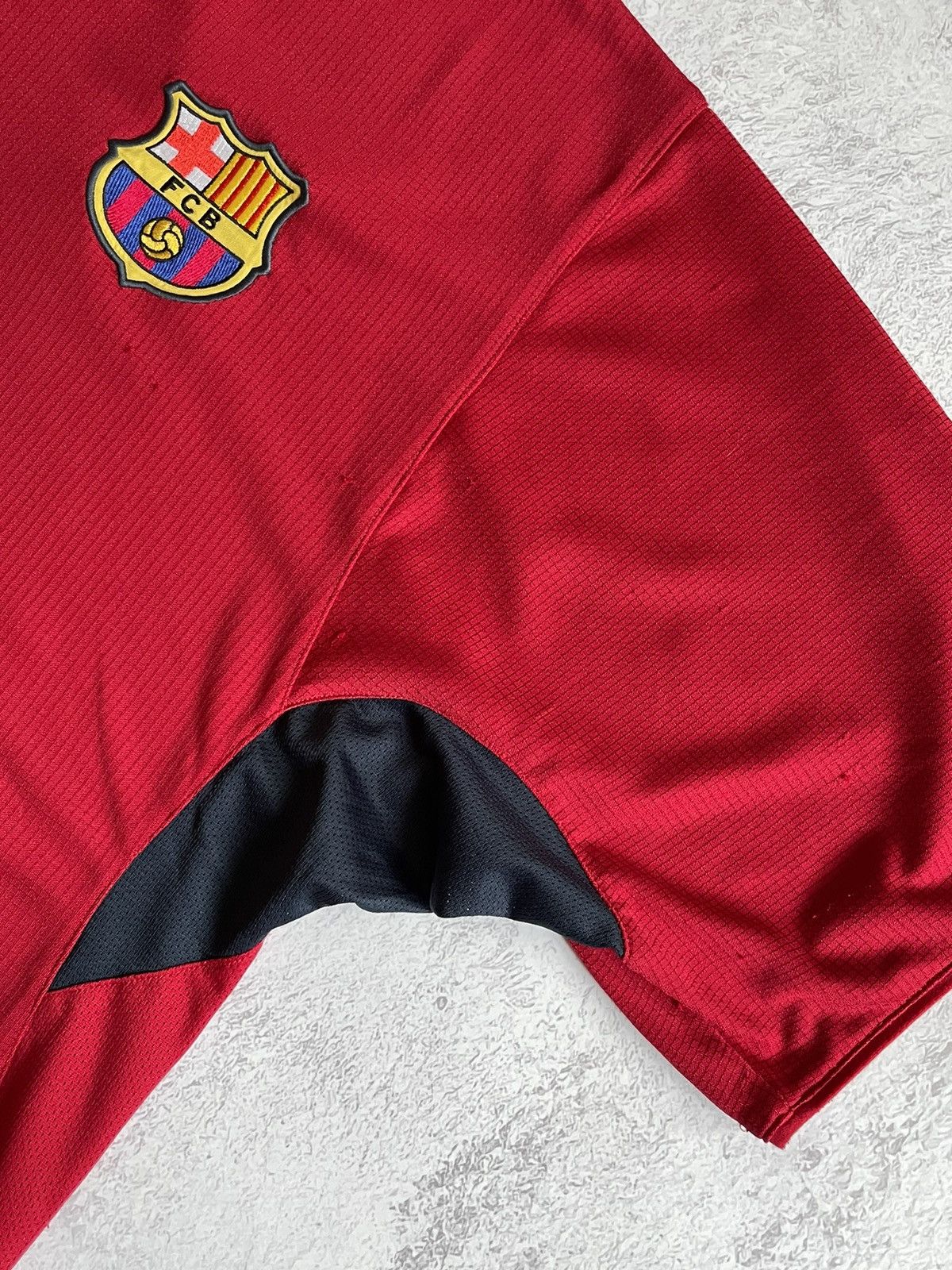 Vintage Nike FC Barcelona 2000s Training Soccer Jersey Vintage XL Size US XL / EU 56 / 4 - 12 Thumbnail