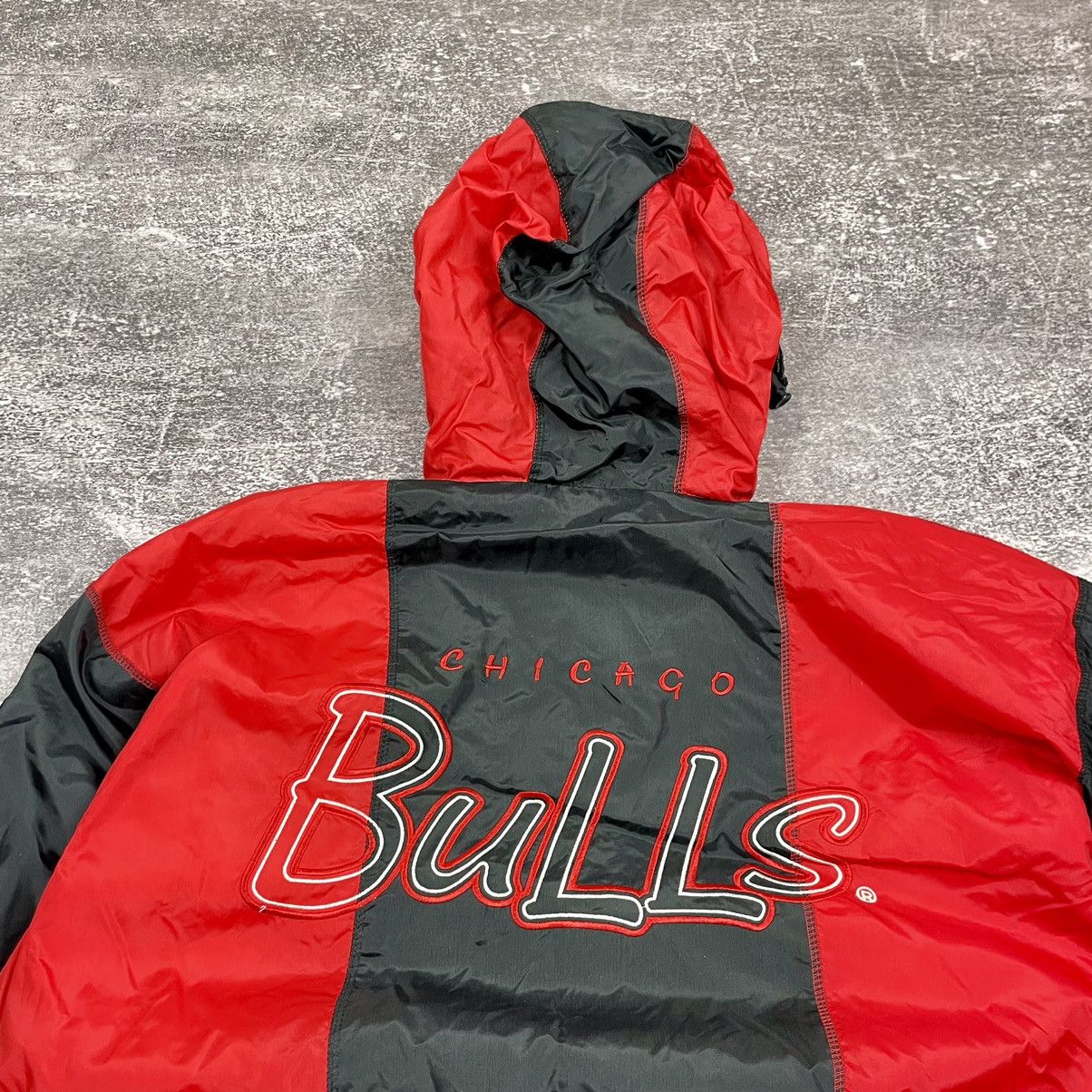 NBA Vintage Starter NBA Chicago Bulls Jacket Size US M / EU 48-50 / 2 - 12 Thumbnail