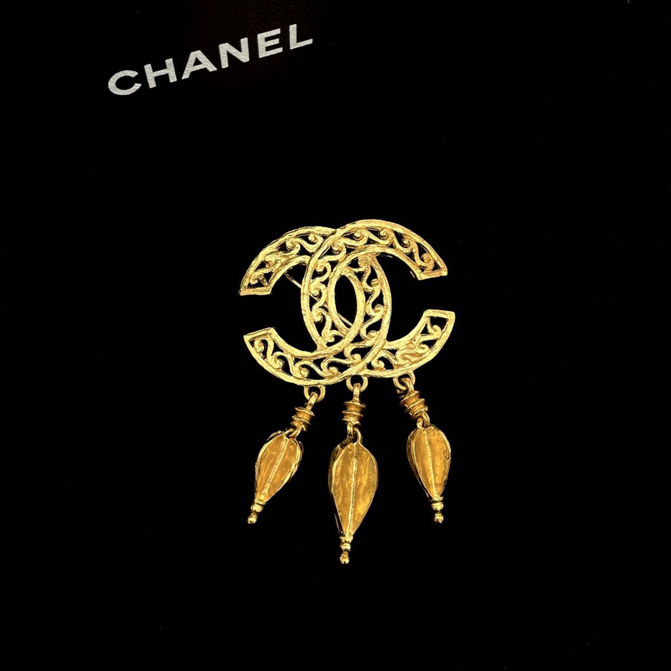 Chanel Chanel Coco Mark Arrow Pendant Brooch 95A Size ONE SIZE - 1 Thumbnail