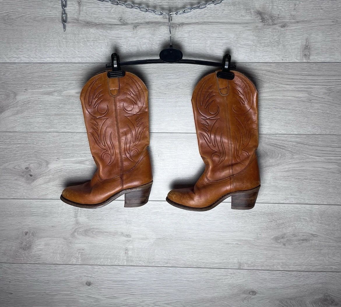 Other Vintage women’s Cowboy Boots size 5 made in Moldova 🇲🇩 Size US 5 / IT 35 - 1 Thumbnail