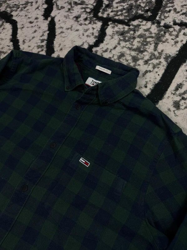 Tommy Hilfiger Tommy Hilfiger green navy blue checkered flannel shirt M Size US M / EU 48-50 / 2 - 3 Thumbnail