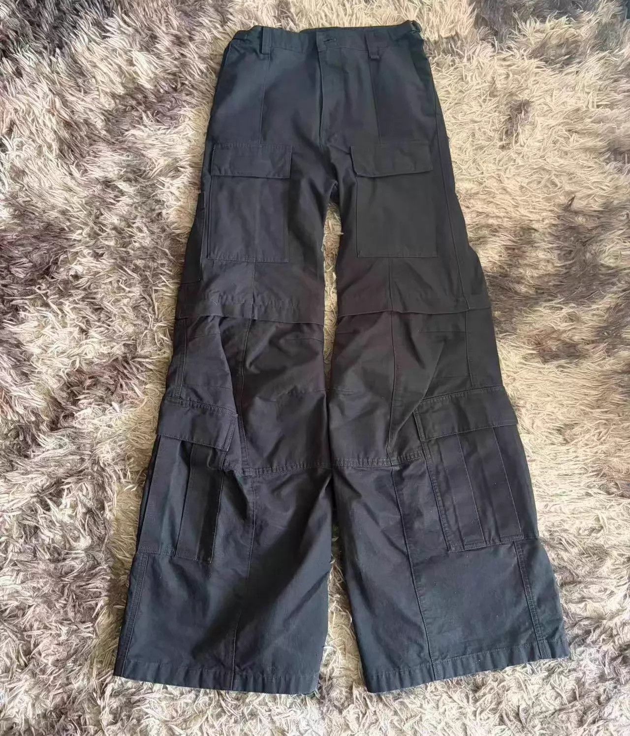 Balenciaga Flared Cargo Loose MP Color Pants