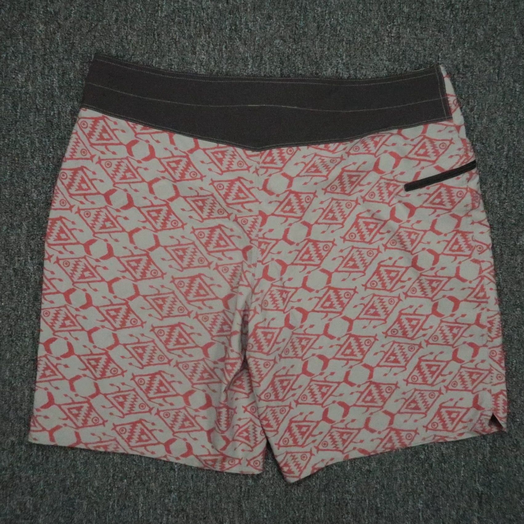 Patagonia Patagonia Board Shorts Men 38 Red Gray Stretch Planing Ikat Fish NWT Size US 38 / EU 54 - 6 Thumbnail