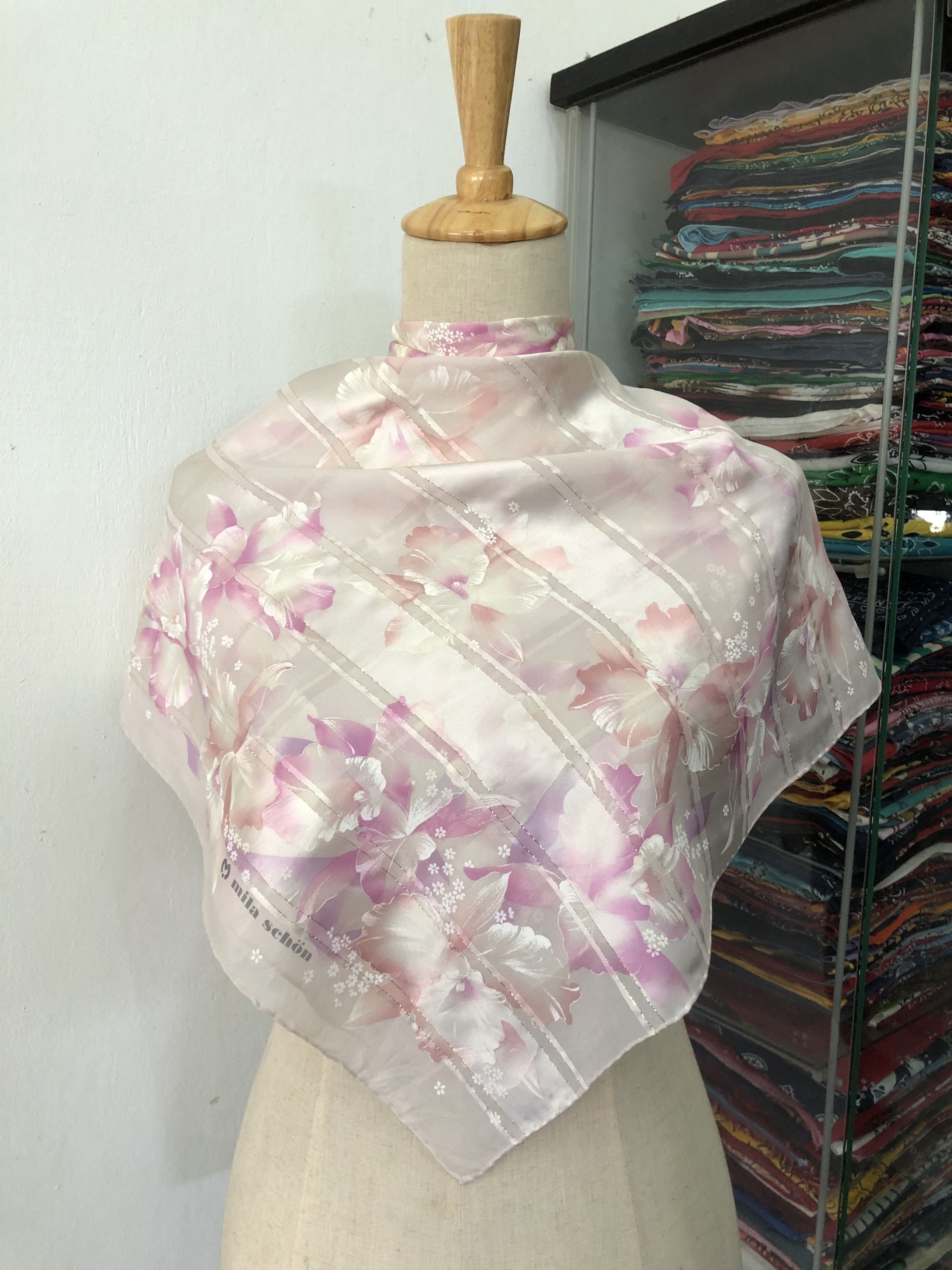 Mila Schon × Vintage Vintage Mila Schon Silk Scarf Size ONE SIZE - 1 Thumbnail