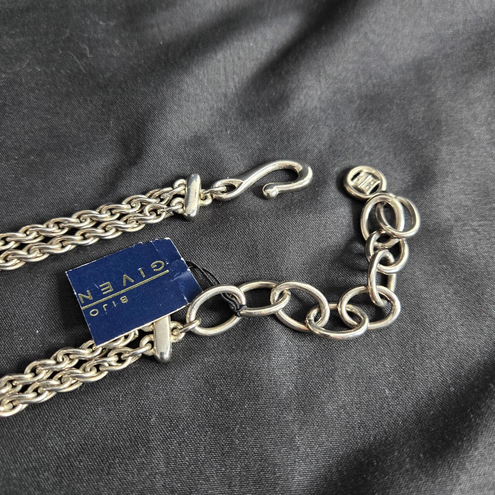 Givenchy Givenchy Necklace Silver Tone Multi Chain Medallion Vintage Size ONE SIZE - 9 Thumbnail