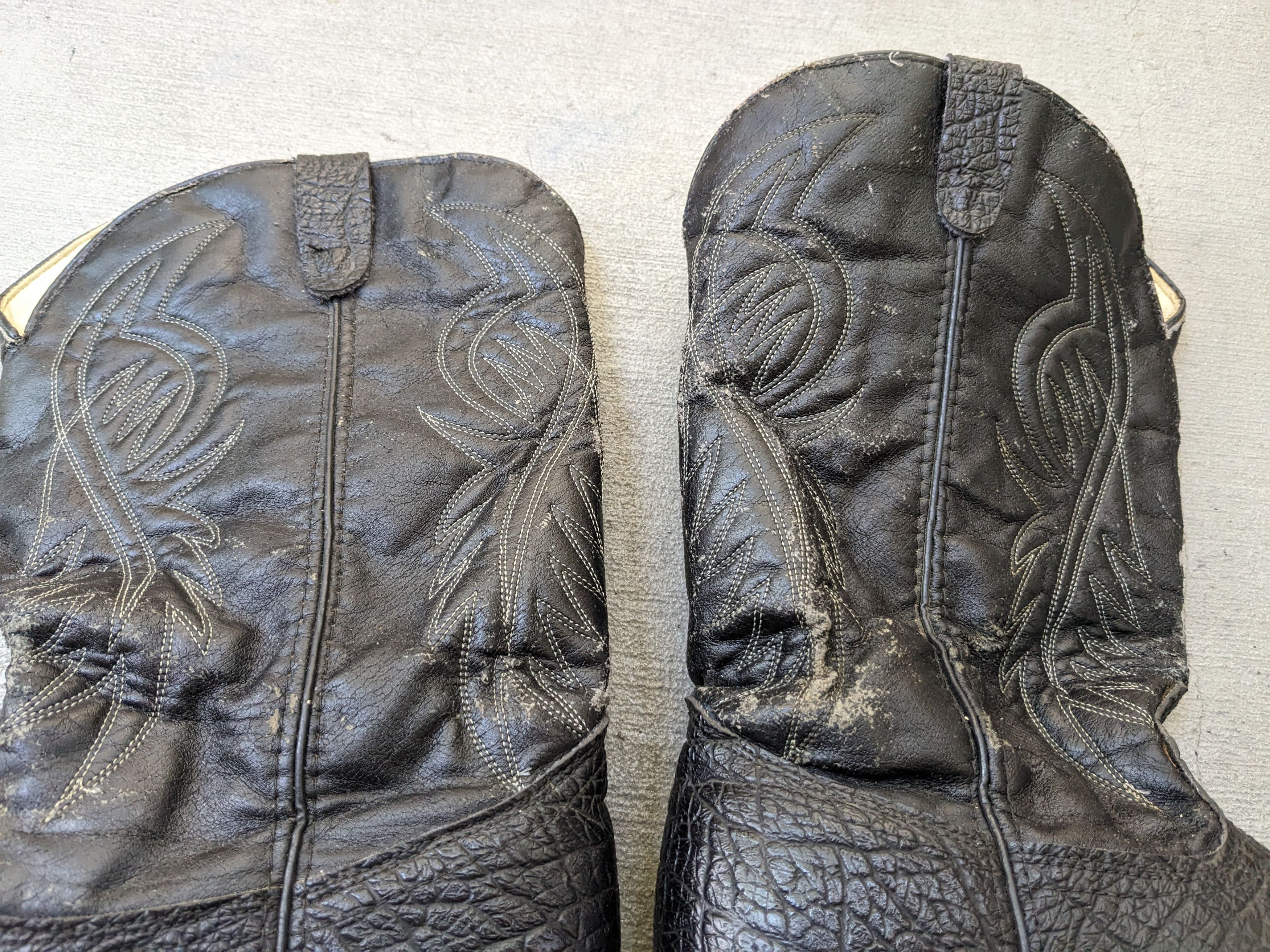 Vintage Vintage Bronco Cowboy Boots 12 Wide Black Faux Leather Vegan Size US 12 / EU 45 - 8 Thumbnail