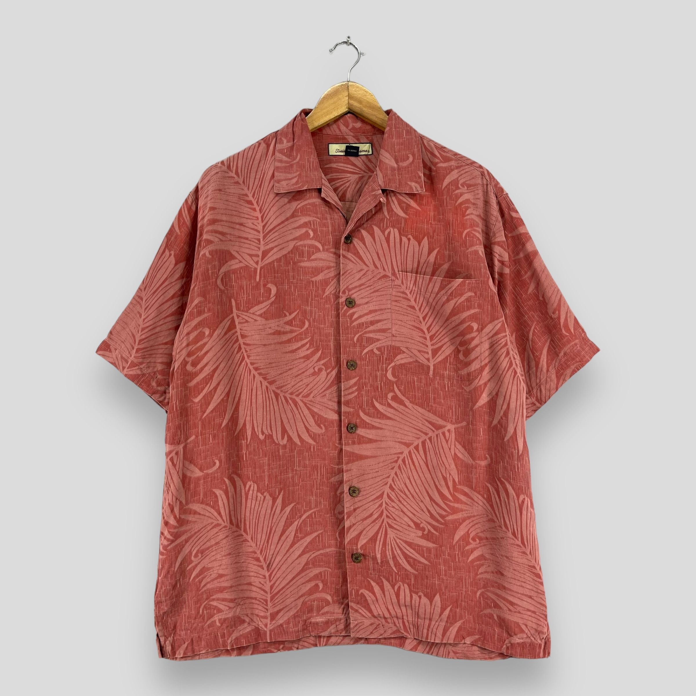 TOMMY BAHAMA Hawaii Tropical Flower Motive Shirt