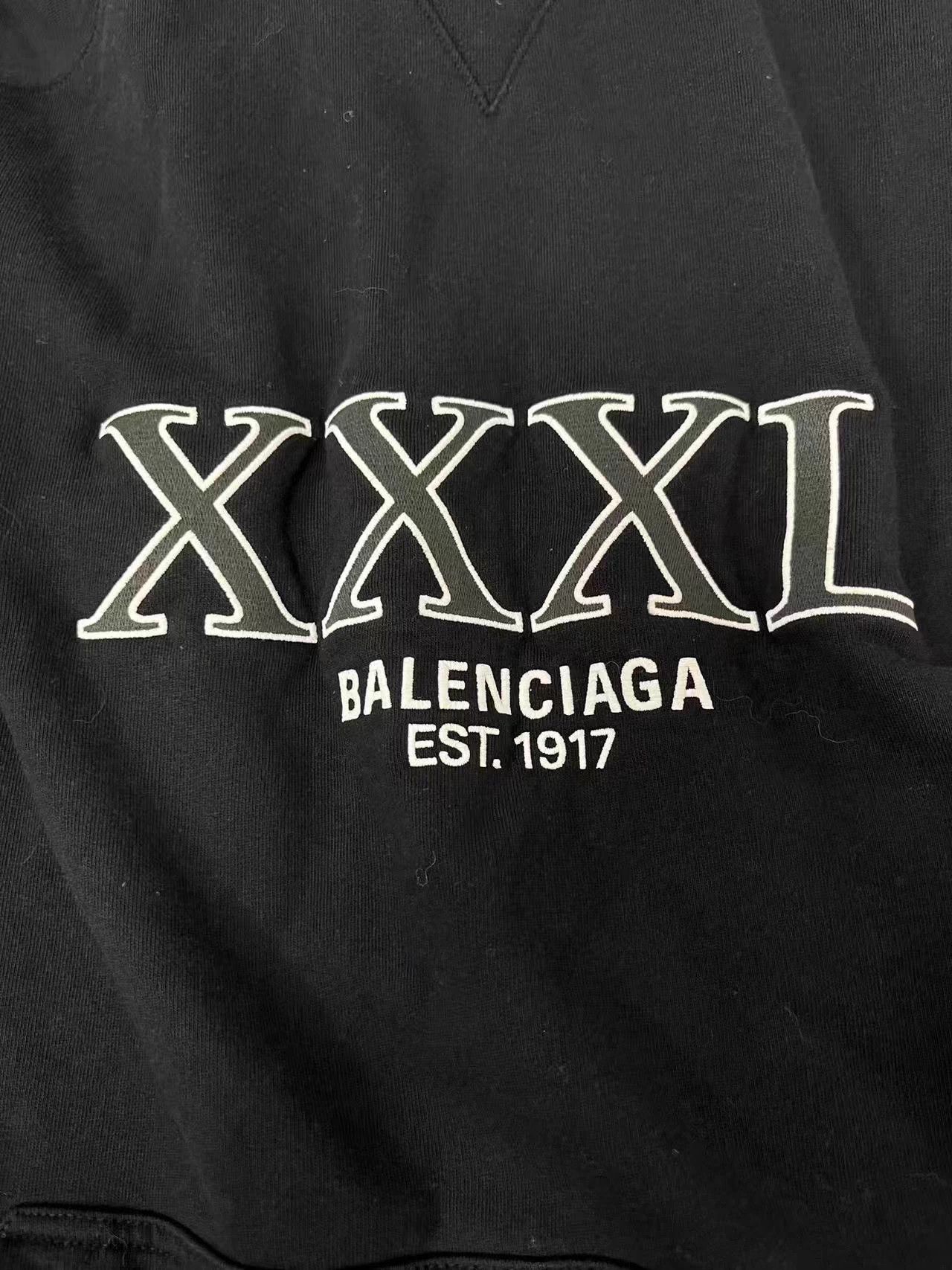 Balenciaga balenciaga letter logo patch hem hooded sweatshirt Size L / US 10 / IT 46 - 3 Thumbnail