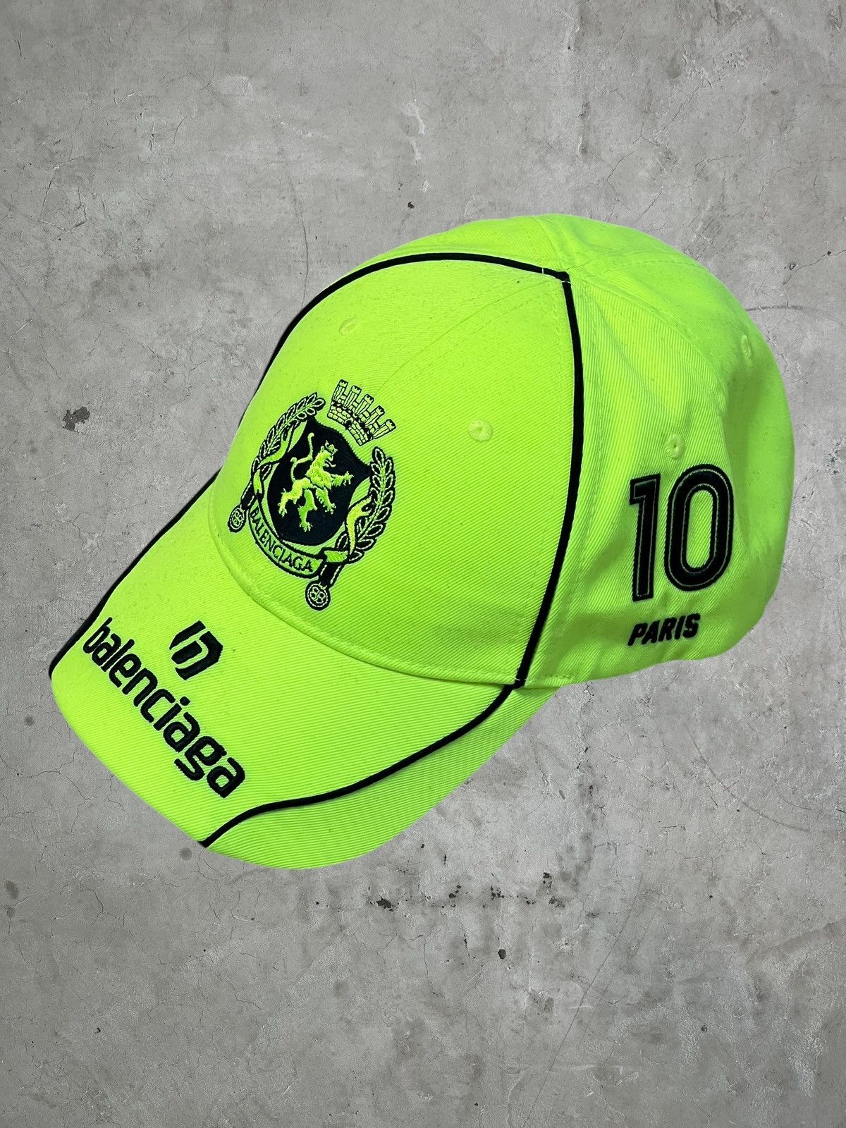Balenciaga Balenciaga Paris Hat Size ONE SIZE - 2 Thumbnail