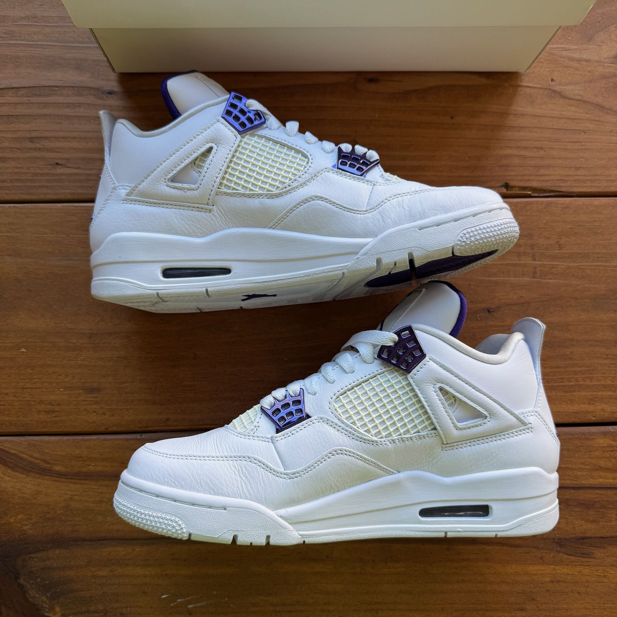 Jordan Brand Size 9 - Jordan 4 Retro 'Purple Metallic' Size US 9 / EU 42 - 3 Thumbnail