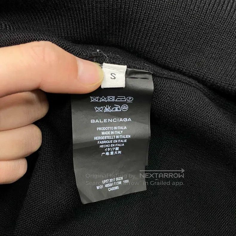 Balenciaga Balenciaga Paris Destroyed Hem Sweater Size US S / EU 44-46 / 1 - 5 Thumbnail
