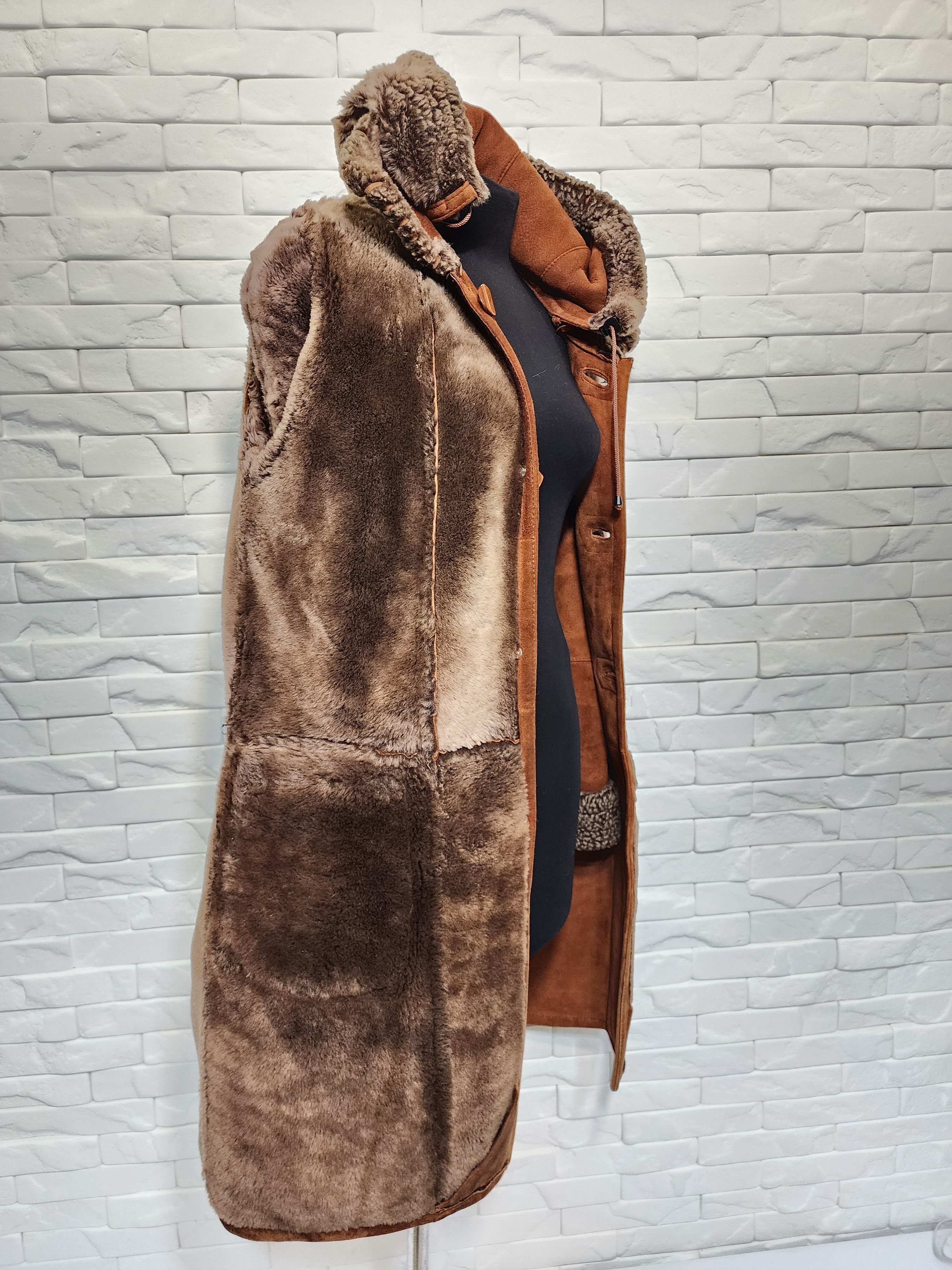 Genuine Leather Women's Brown Sheepskin Coat: Genuine Fur Hood Size L / US 10 / IT 46 - 9 Thumbnail