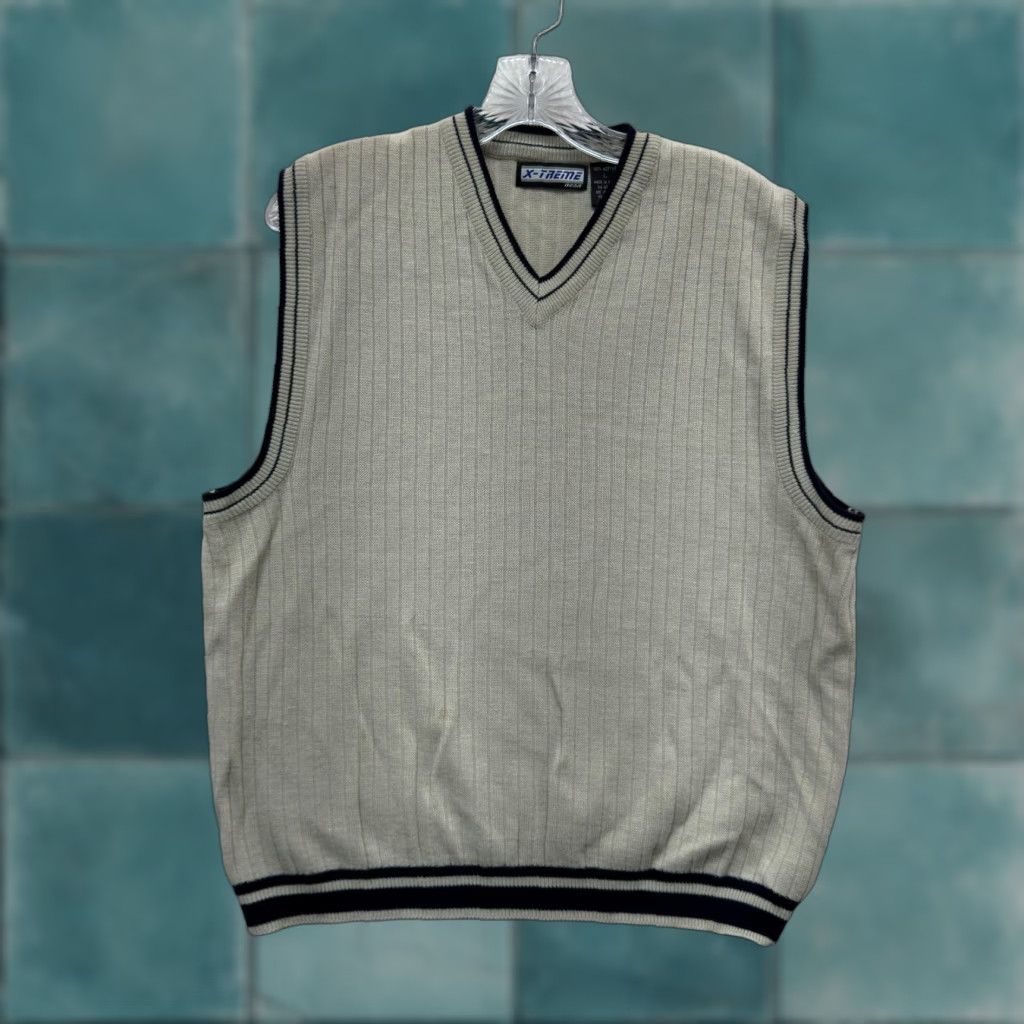 Vintage VINTAGE Xtreme Gear XG Sweater Vest Skater Grunge 90s Y2K Beige Tan Large L Womens/Mens Size US L / EU 52-54 / 3 - 1 Thumbnail