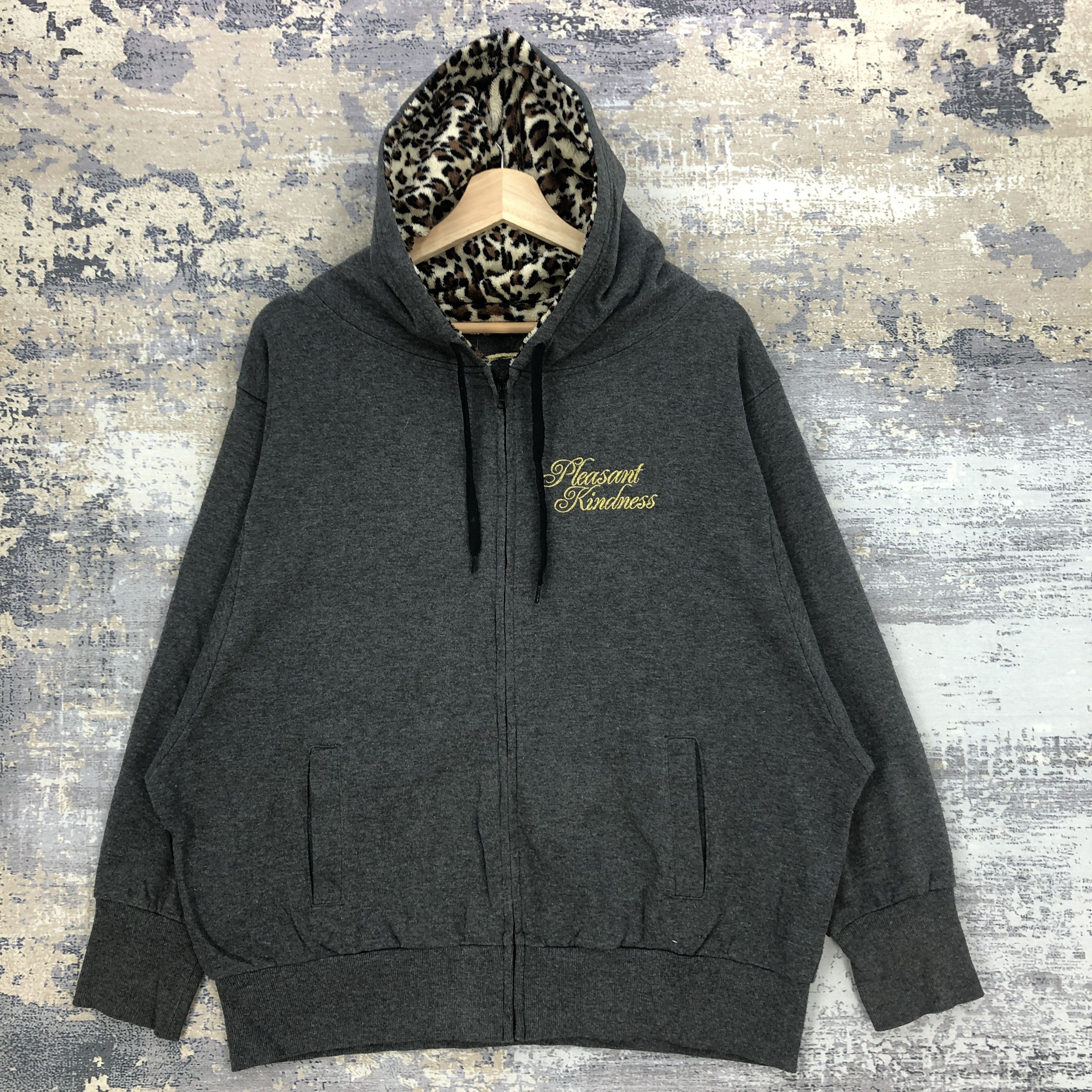 Japanese Brand × Vintage Vintage Skulls Hoodie Sweater Pleasant Kindness Sweatshirt Size US L / EU 52-54 / 3 - 3 Thumbnail