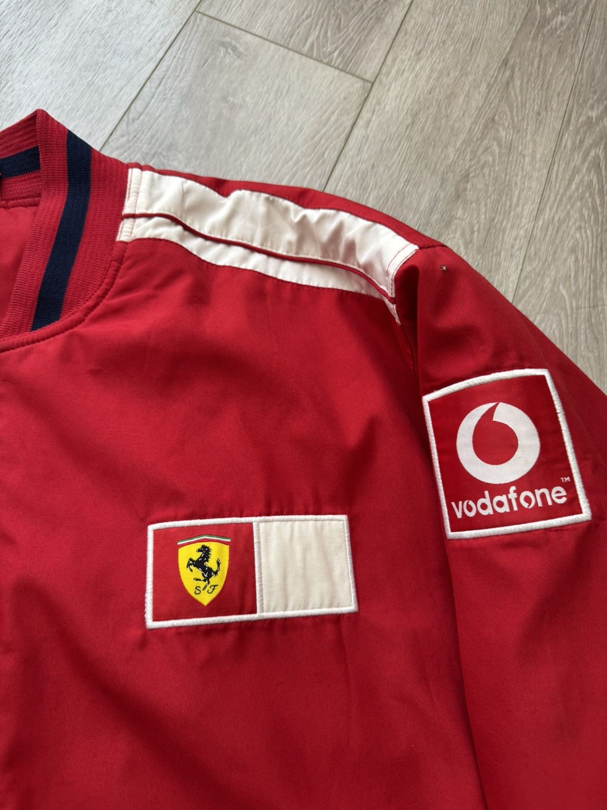 Ferrari × Vintage Vintage Ferrari Michael Schumacher 2002 Formula 1 Size US XXL / EU 58 / 5 - 3 Thumbnail