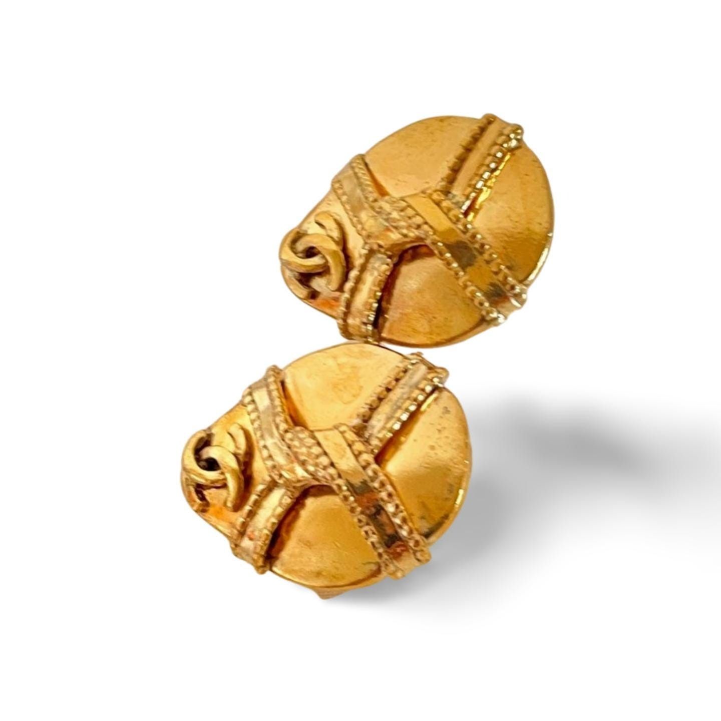 Chanel Vintage Chanel teardrop earrings with twisted ribbon CC mark Size ONE SIZE - 5 Thumbnail