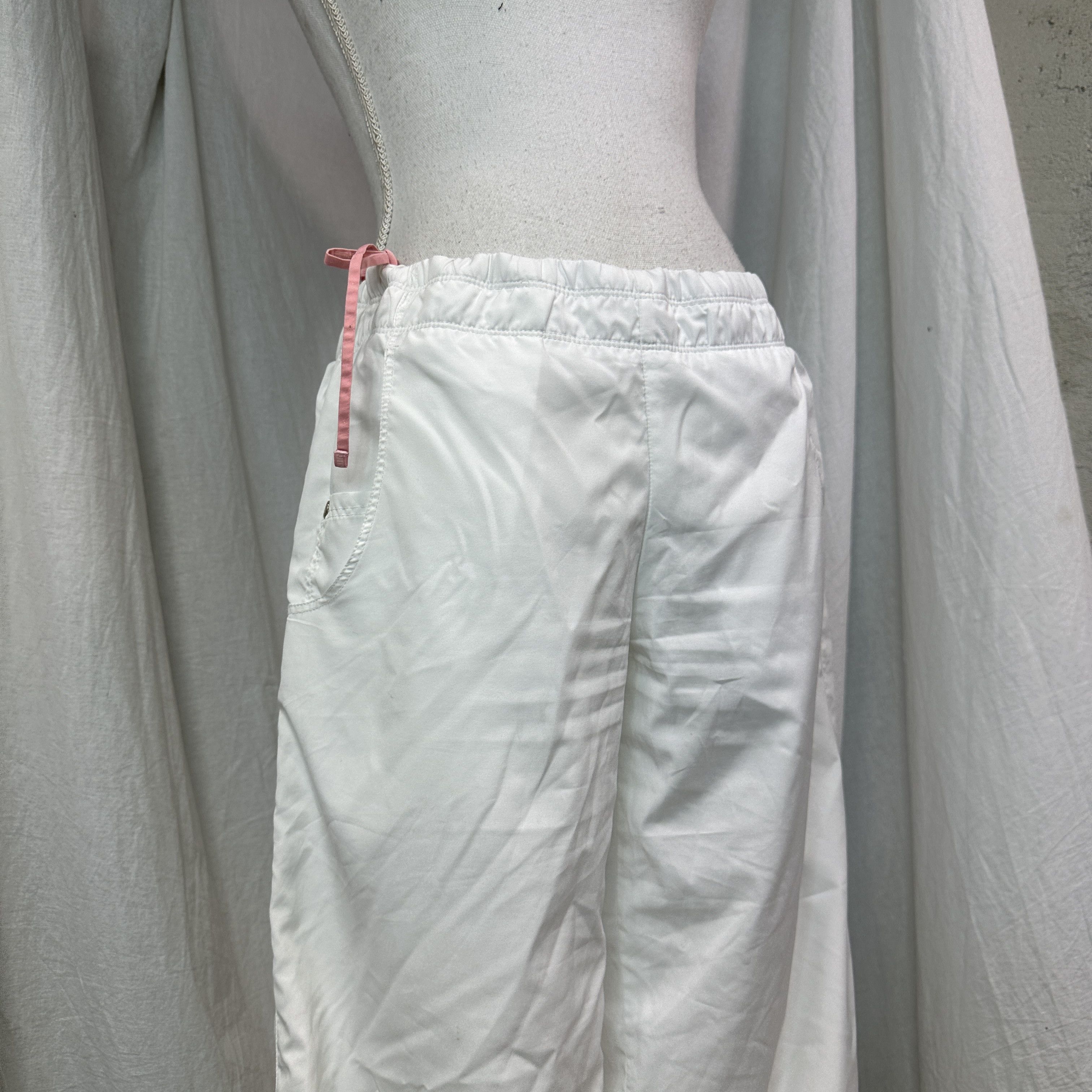 Puma Vintage Sporty Puma Capri Parachute Sweatpants 00s Size 27" / US 4 / IT 40 - 7 Thumbnail