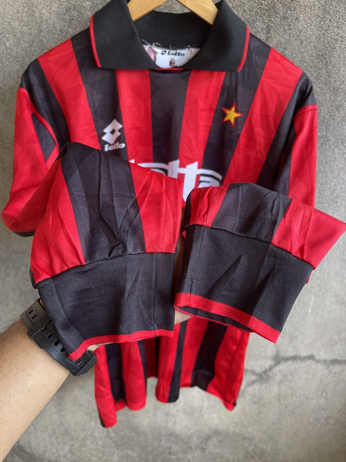Lotto Sport Vintage’93-94🔥AC MILAN🔥LOTTO HOME FOOTBALL CLUB JERSEY L/S Size US L / EU 52-54 / 3 - 5 Thumbnail