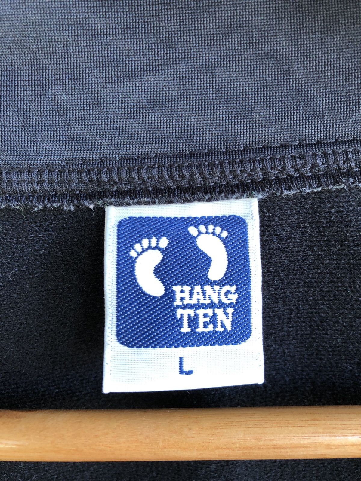 Hang Ten Hang ten black tracktop Size US M / EU 48-50 / 2 - 5 Thumbnail