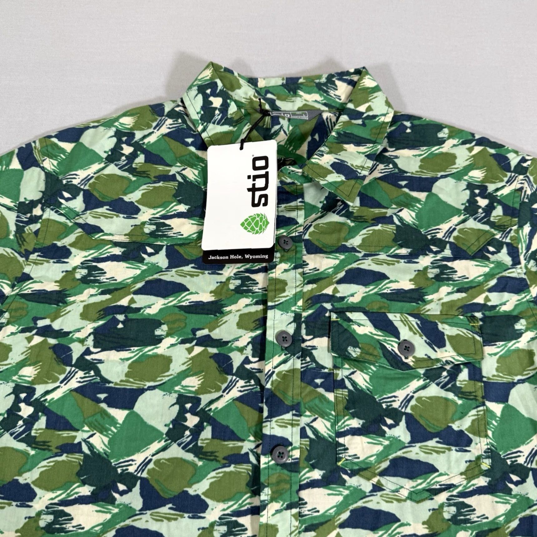 Vintage Stio Shirt Mens Large Green Button Up Curtis Camp Camo Stretch Outdoor Pocket Size US L / EU 52-54 / 3 - 2 Thumbnail