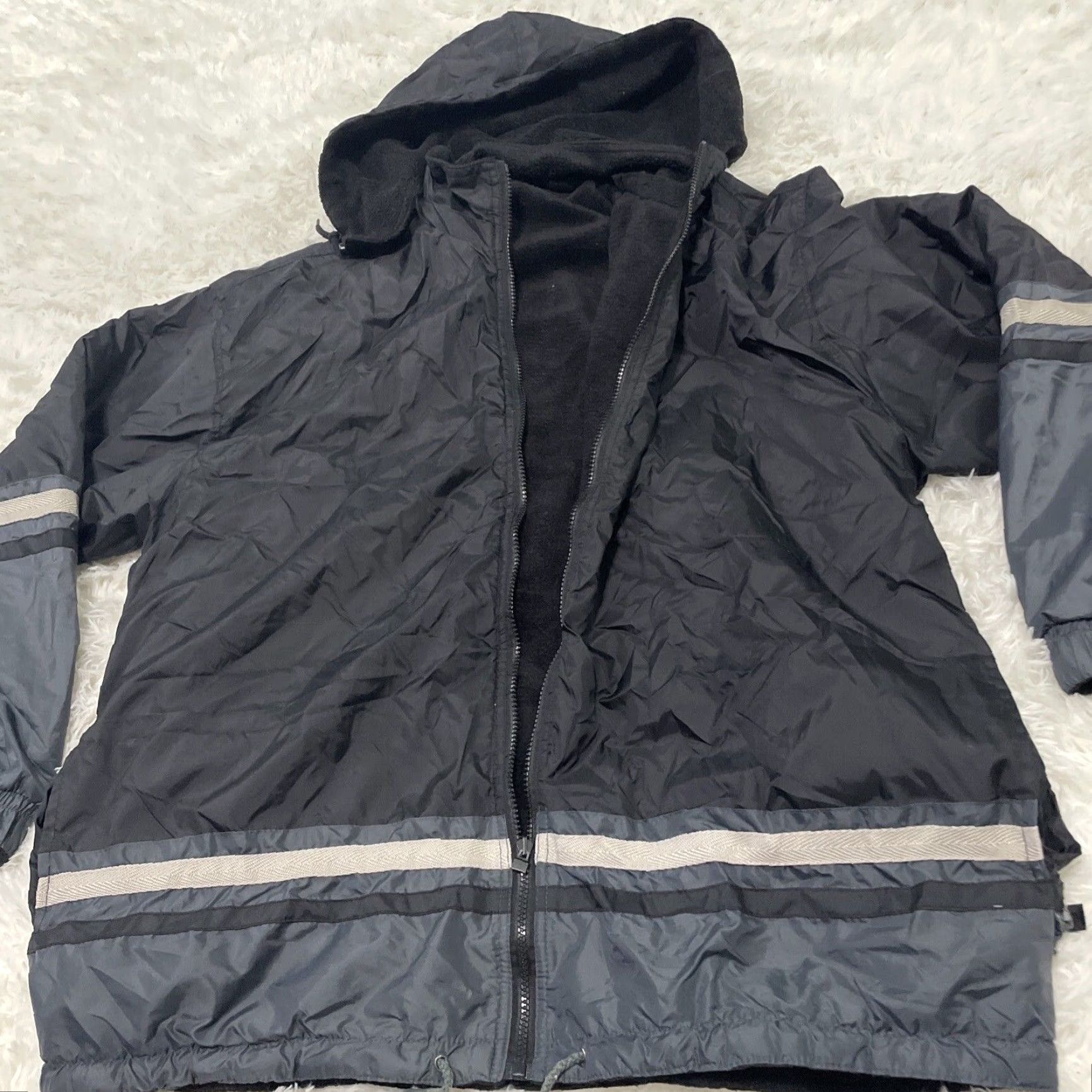Vintage VINTAGE XNT Jacket Men L Zip Hood Black Geometric Cut Sew Fleece Lined Ski Anorak Nylon Softshell Insulated Regular Size XNT Mens Size US L / EU 52-54 / 3 - 5 Thumbnail
