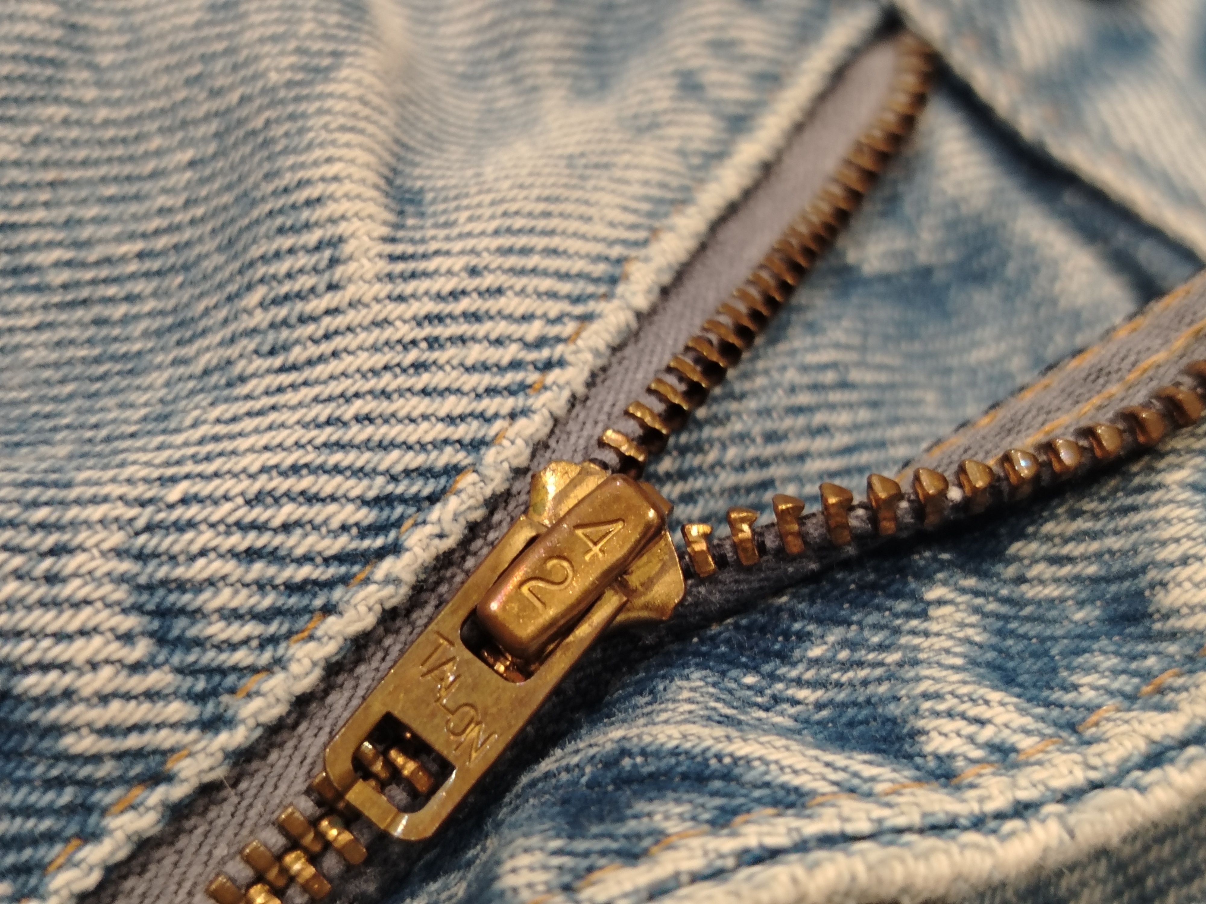 Levi's Levis 517 Jeans Flare Bootcut Button 2 Talon Size US 33 - 9 Thumbnail