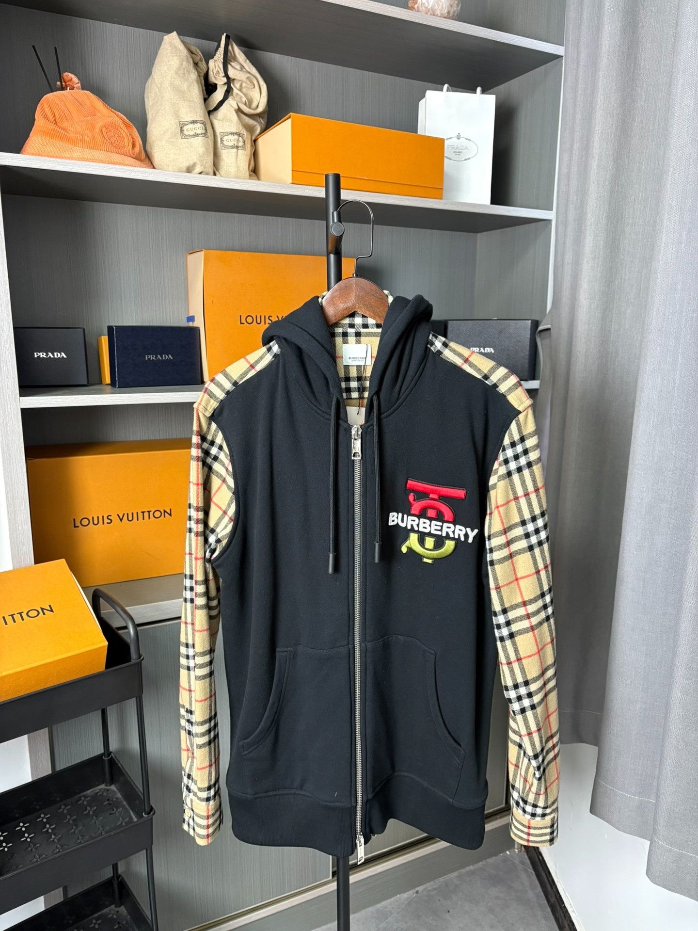 Burberry Burberry Patchwork Plaid Black Light Jacket M Men Size US M / EU 48-50 / 2 - 1 Thumbnail