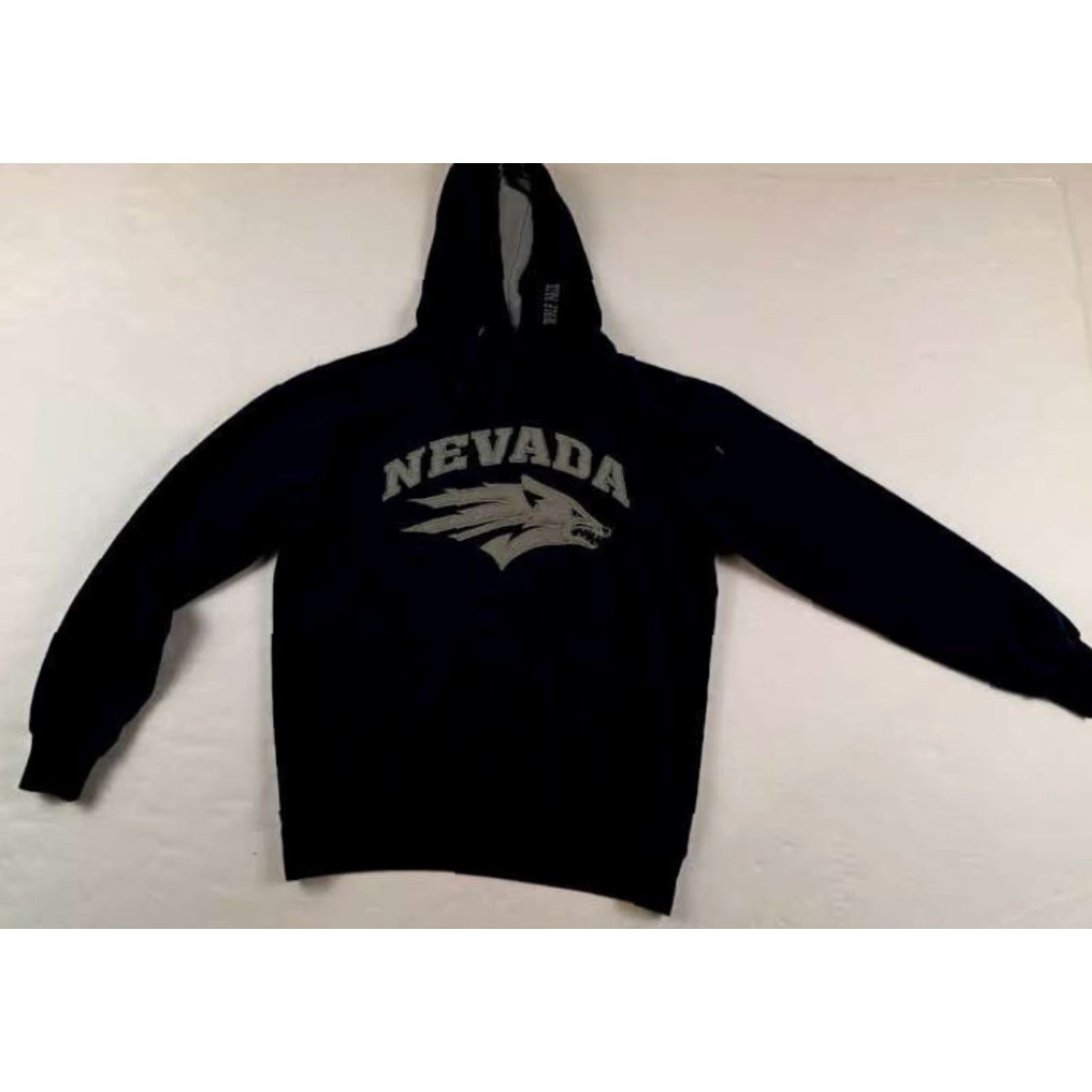 Vintage VINTAGE Stadium Nevada Wolf Pack Stitched Pullover Sweatshirt Hooded Gray Small Men Sports Logo Stadium Hoodie Pullover Mens XS? Size US S / EU 44-46 / 1 - 2 Thumbnail